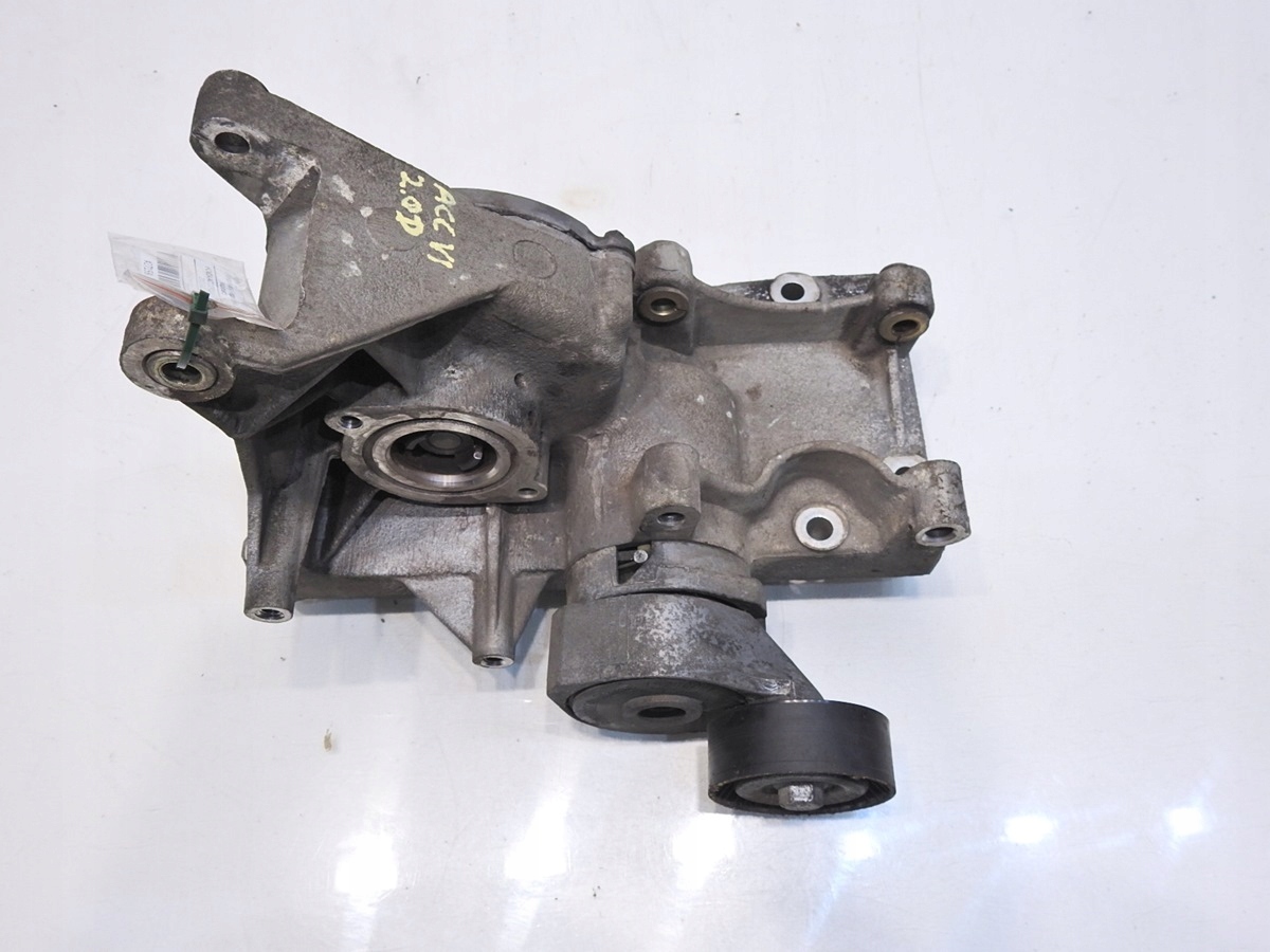 лапа Двигателя РОЛИК насос воды Accord VI 2.0 d