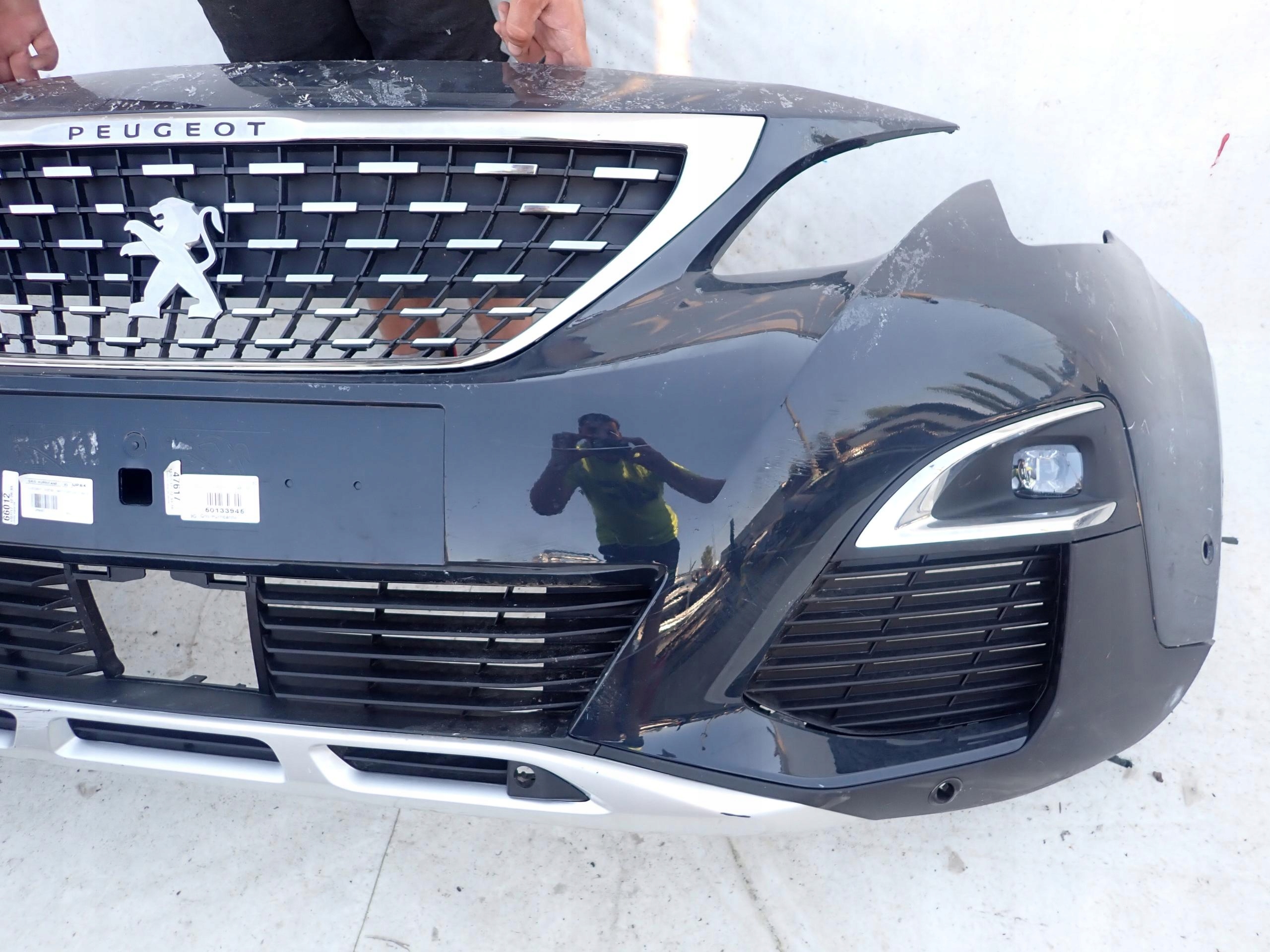 PEUGEOT 3008 II 16- bumper front front 6PDC
