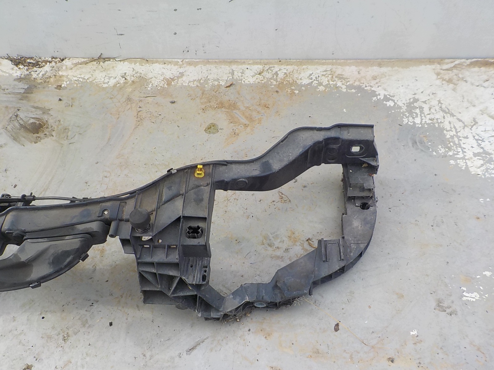 714 support panel for radiators OKULAR pillar iron FORD FOCUS III MK3
