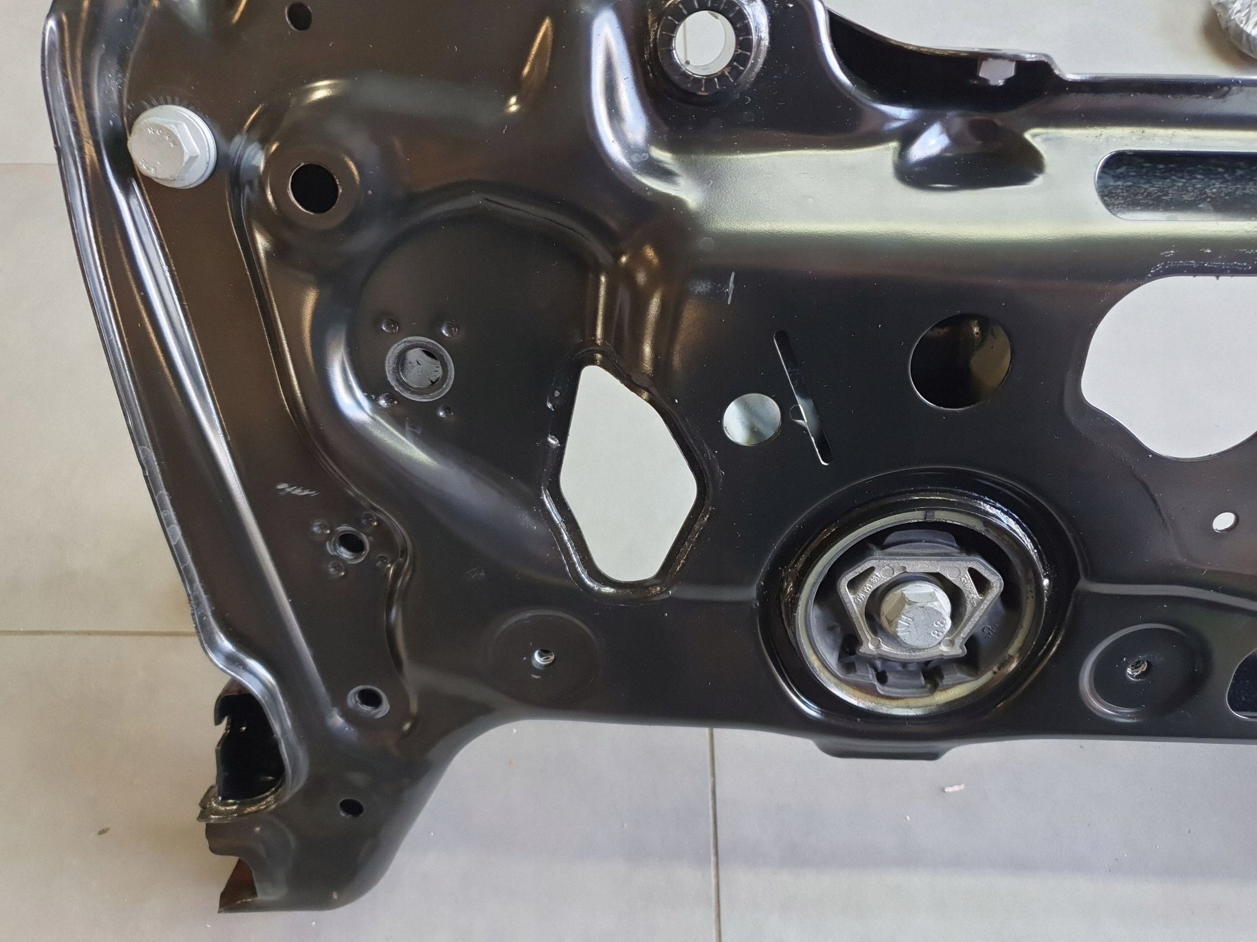 Cupra Leon IV axle beam axle beam subframe front 5WA199315F