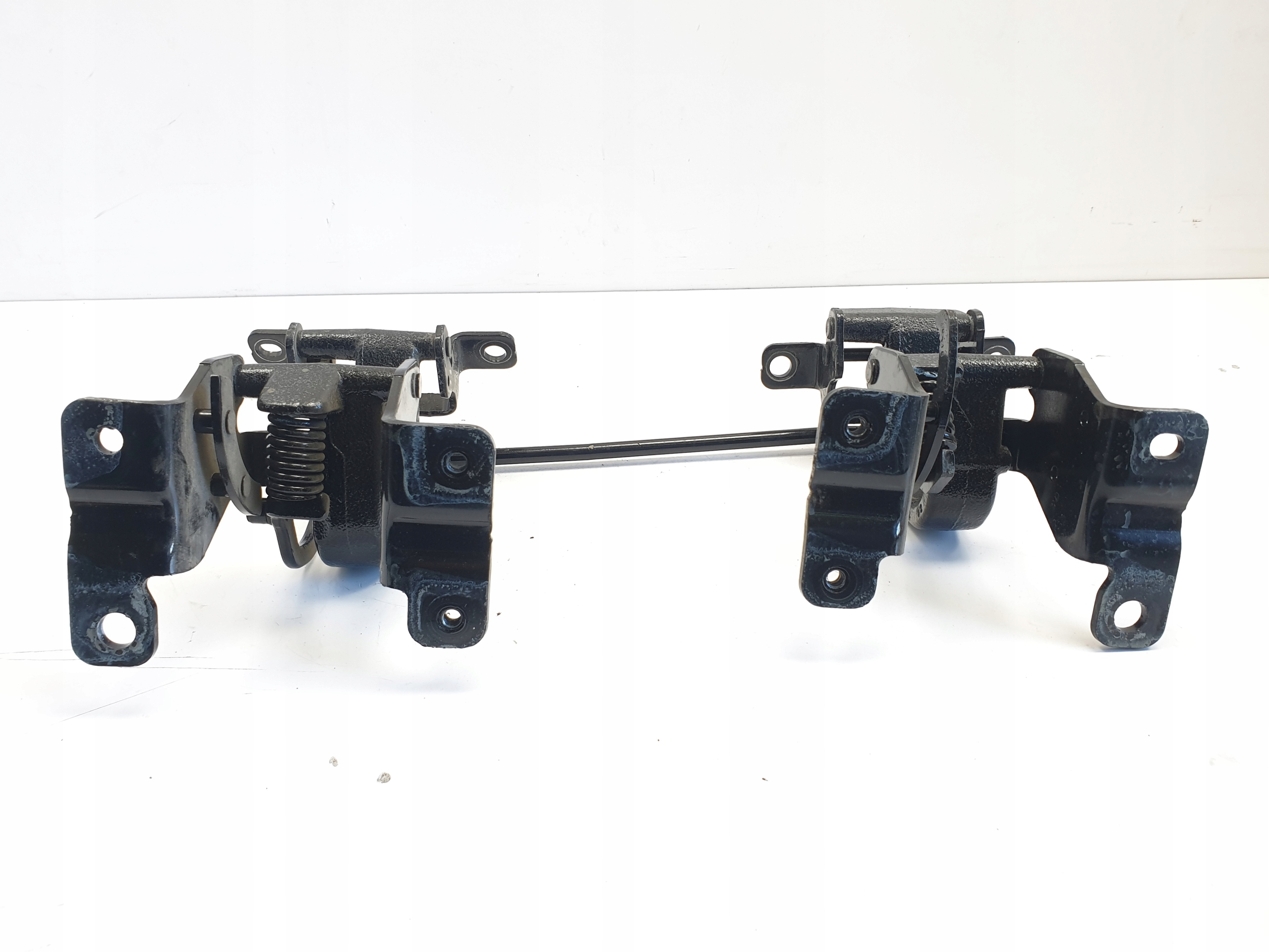 Ford F150 15 20r ZAWIAS TYLNYCH DRZWI LEWY TYL Part number FL34 1826801 AM