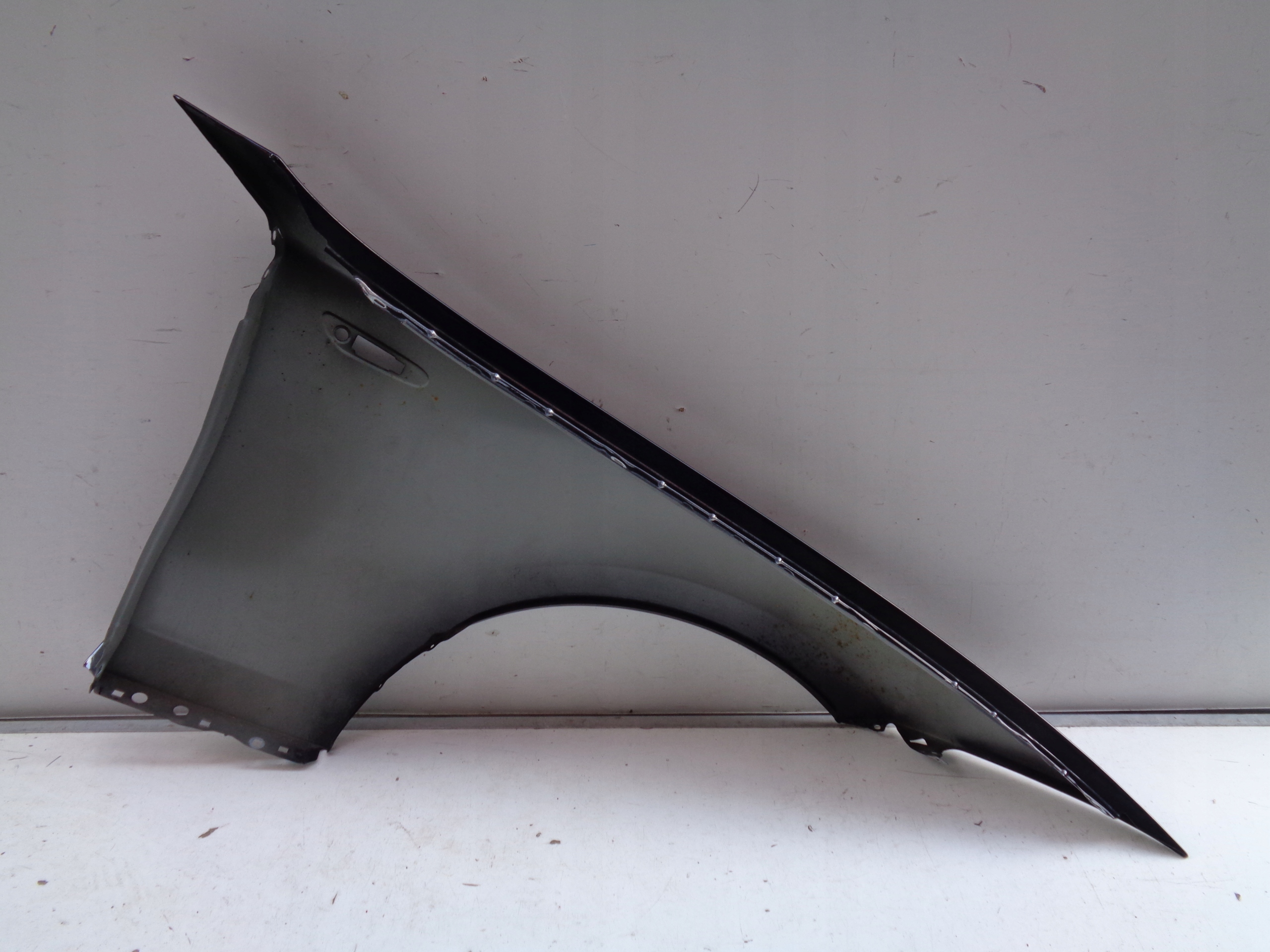 fender left front BMW 1 E81 E87 NR 40483