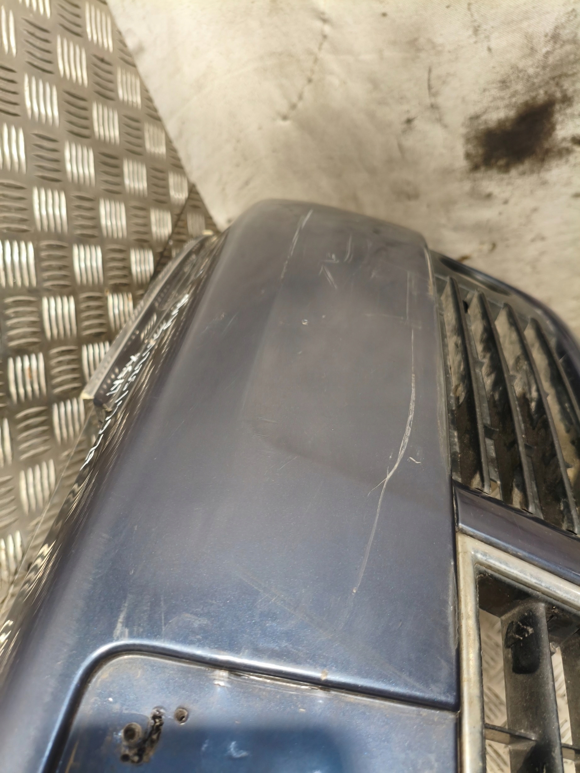 Stoßstange vorne AUDI A6 C5 LY5X