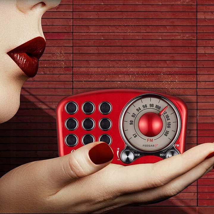 RADIO CZERWONE PRZENOŚNE DLA DZIECI RODZICÓW RETRO Marka SPC