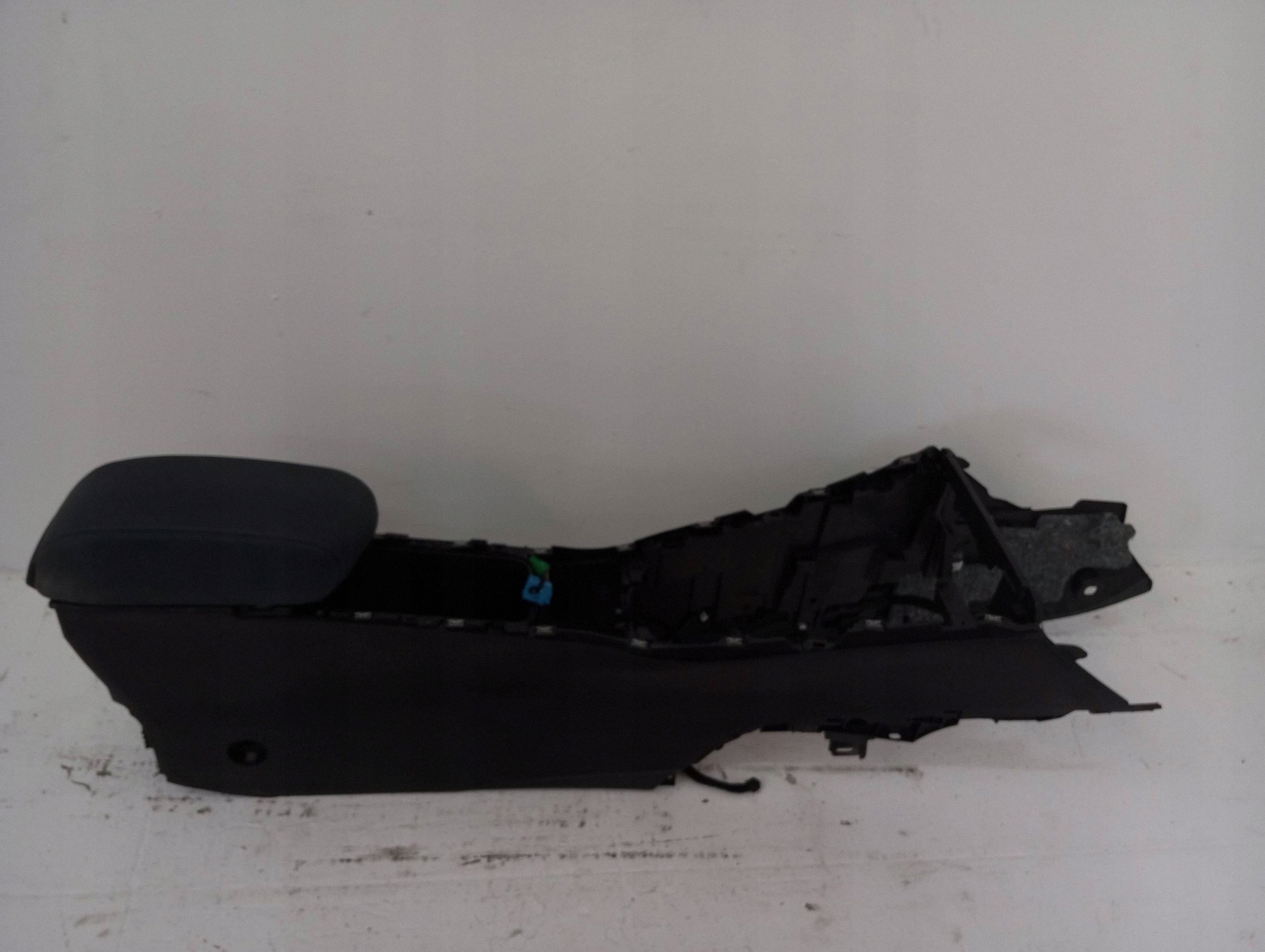bracciolo TUNELU OPEL ASTRA K 735758527