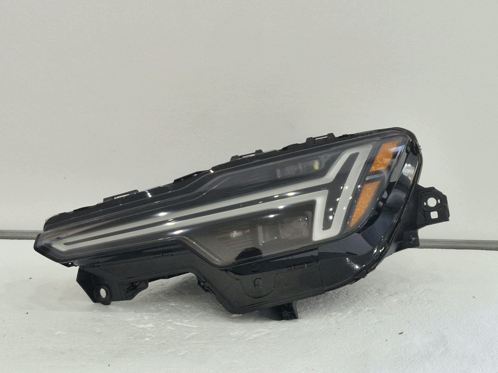 light left Volvo XC90 III FULL LED USA