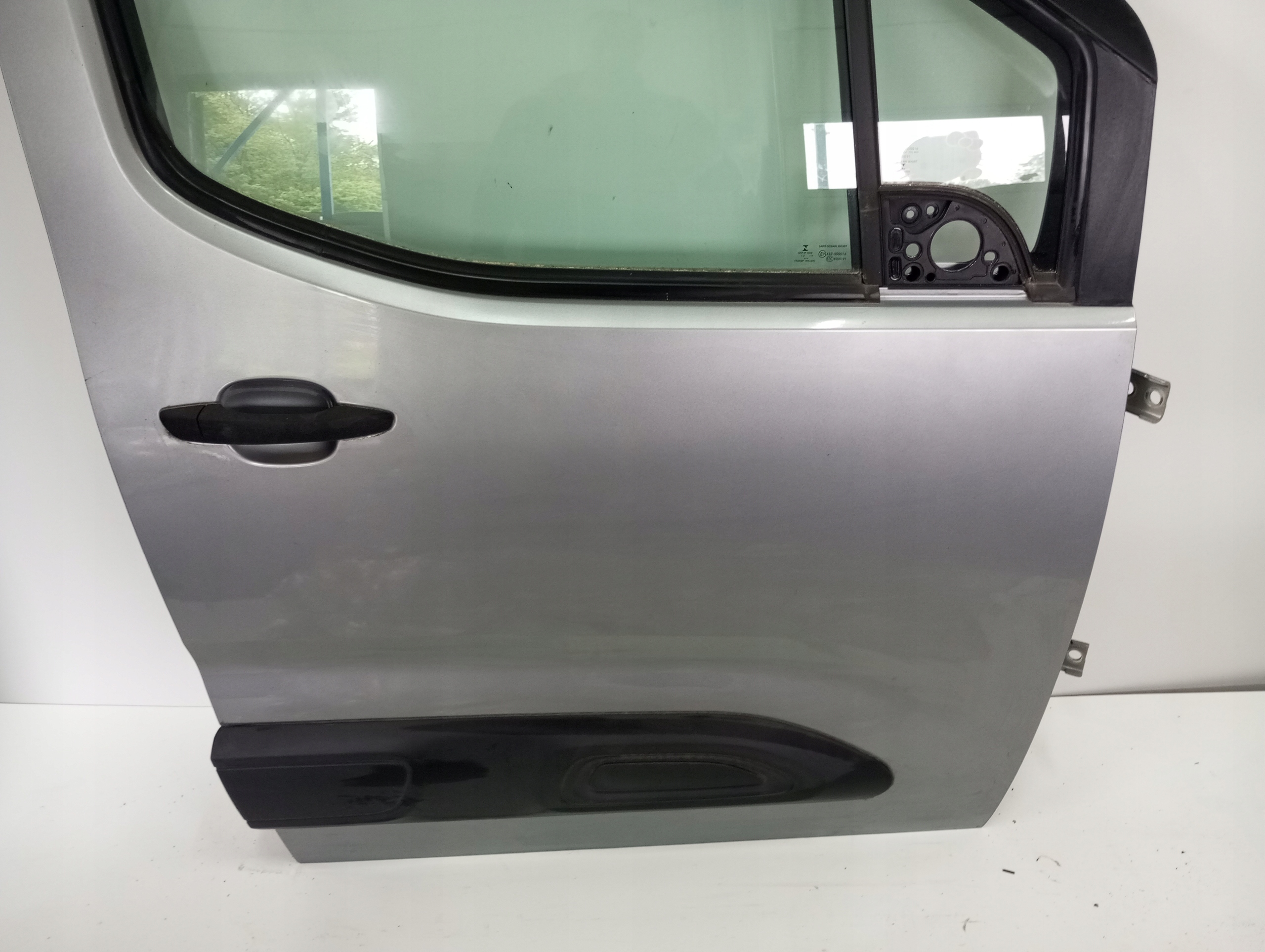 door right front CITROEN BERLINGO IV 16R