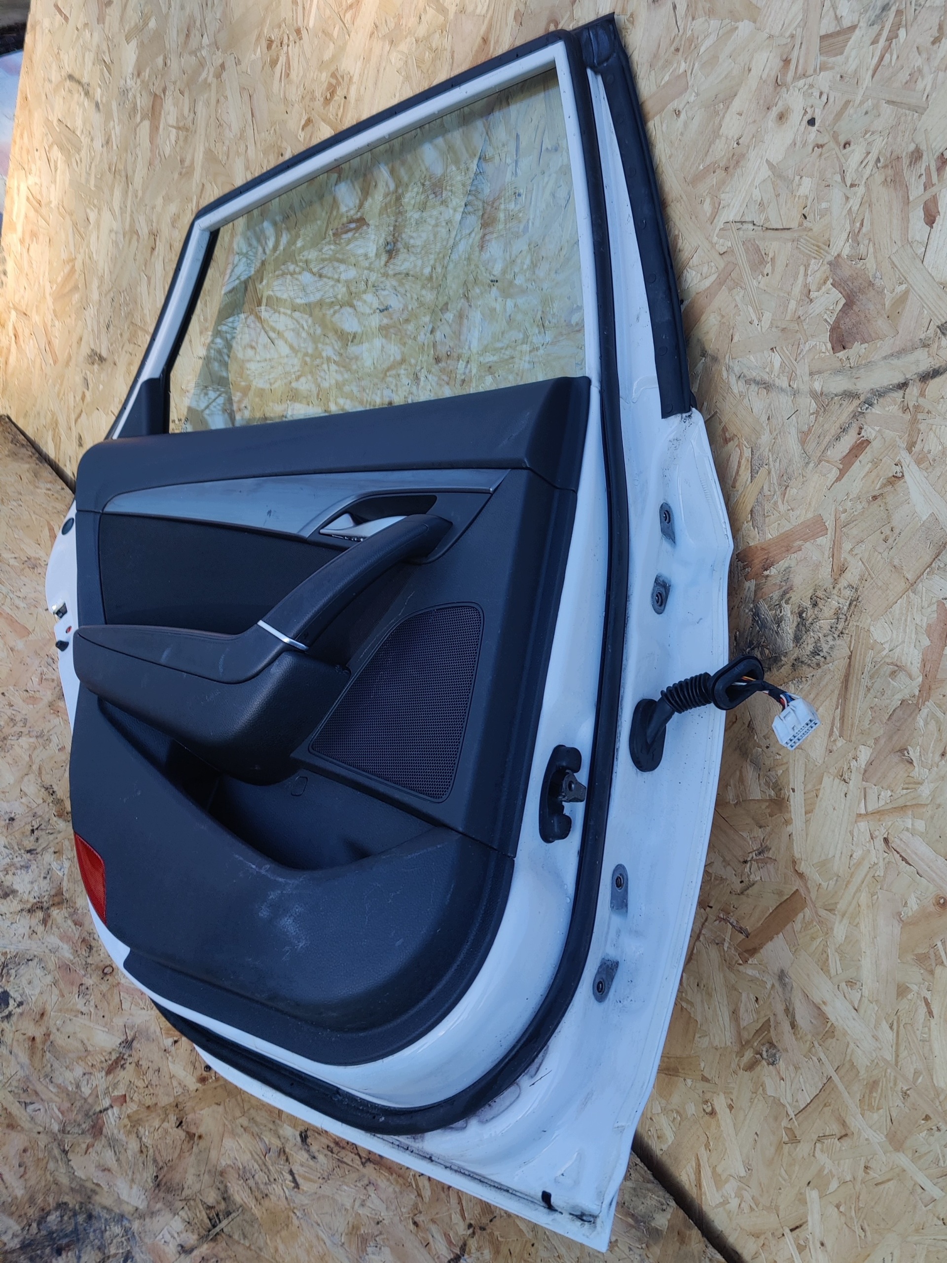 HYUNDAI I40 KOMBI ajtó hátsó hátsó bal BIALE