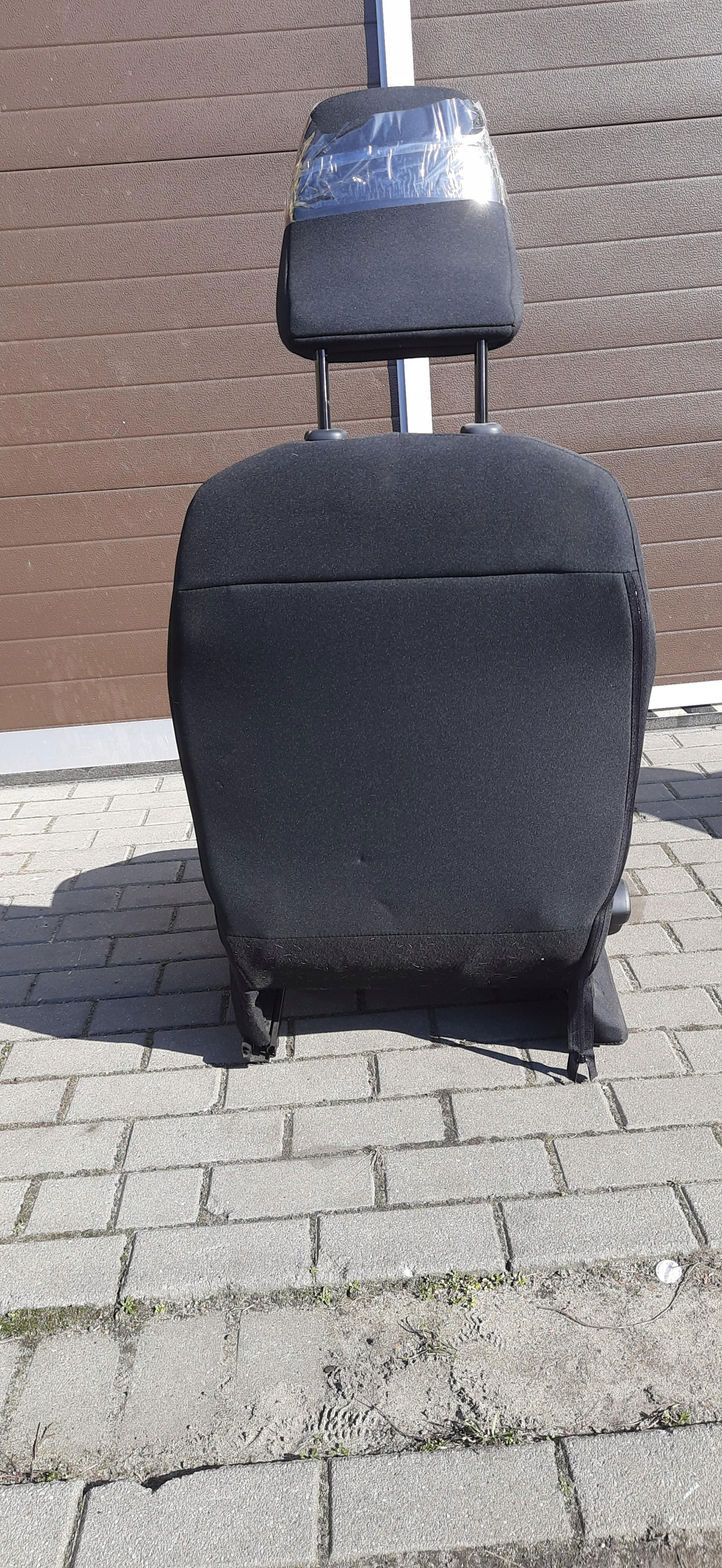 кресло пассажира правый передний Dacia SANDERO III