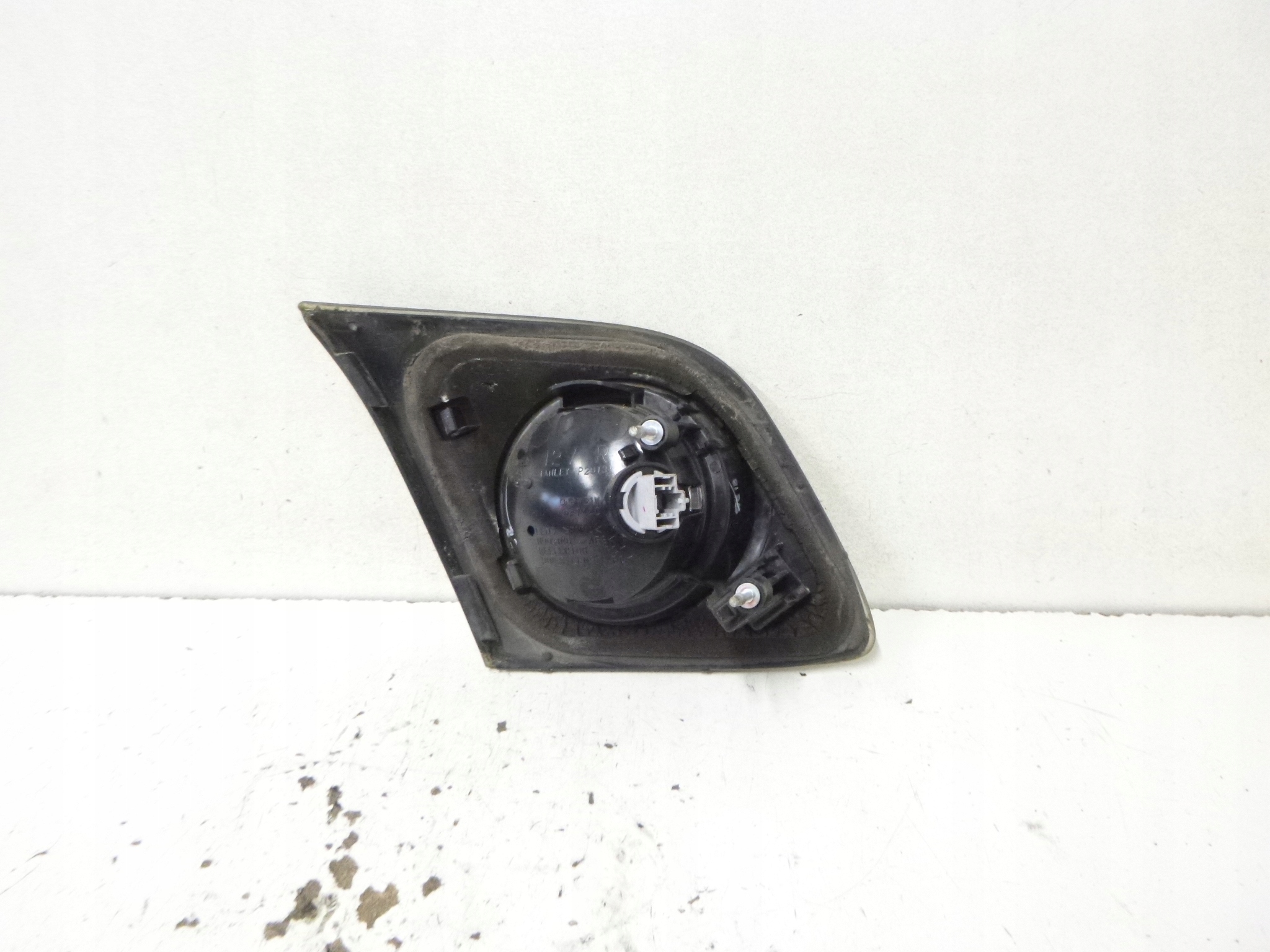 light rear right z bonnet Mazda 3 2005r.