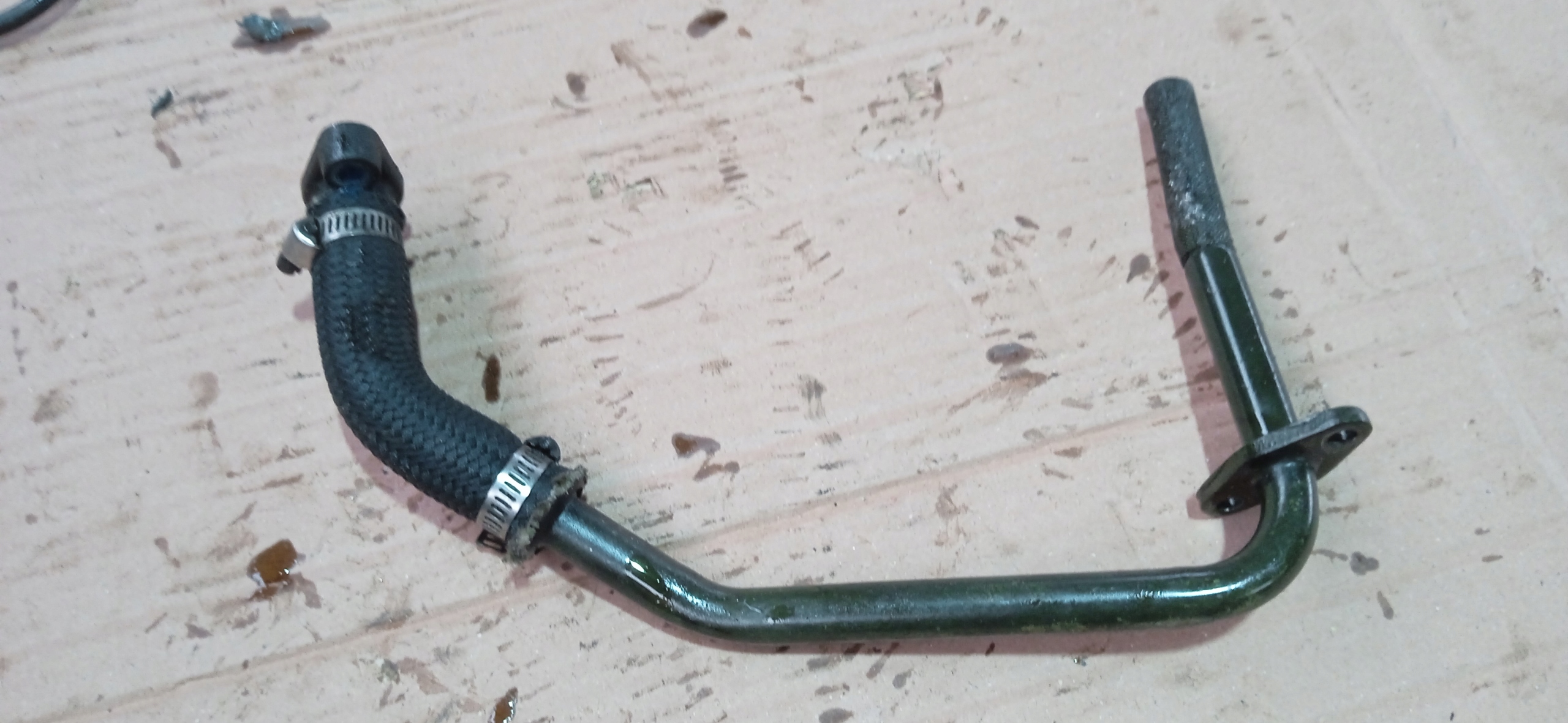 YAMAHA TDM 850 4TX ШЛАНГ ДЛЯ ВОДЫ