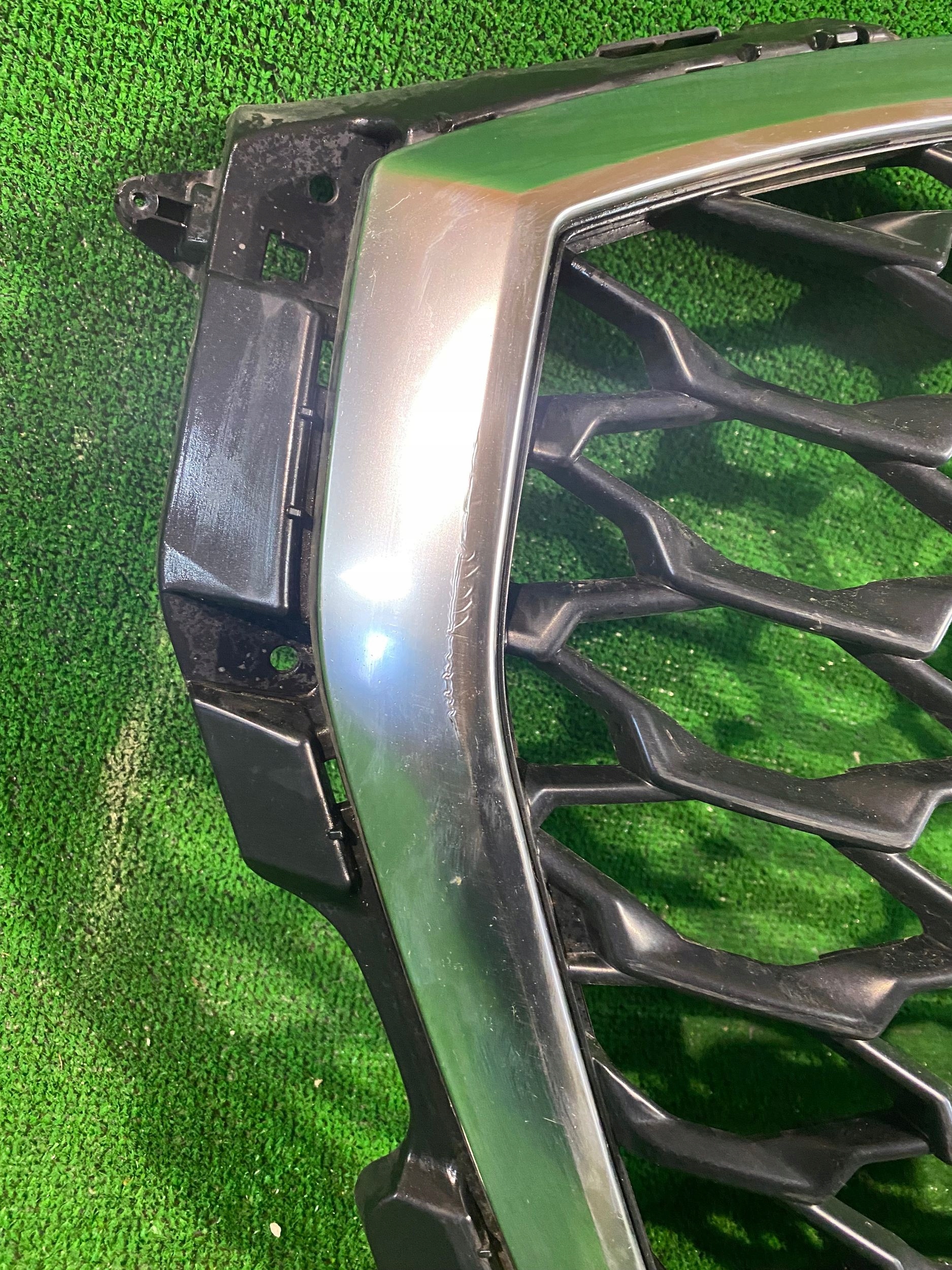 Audi Q3 Kühlergrill FRONTGRILL Kühlergitter - Thumbnail 2