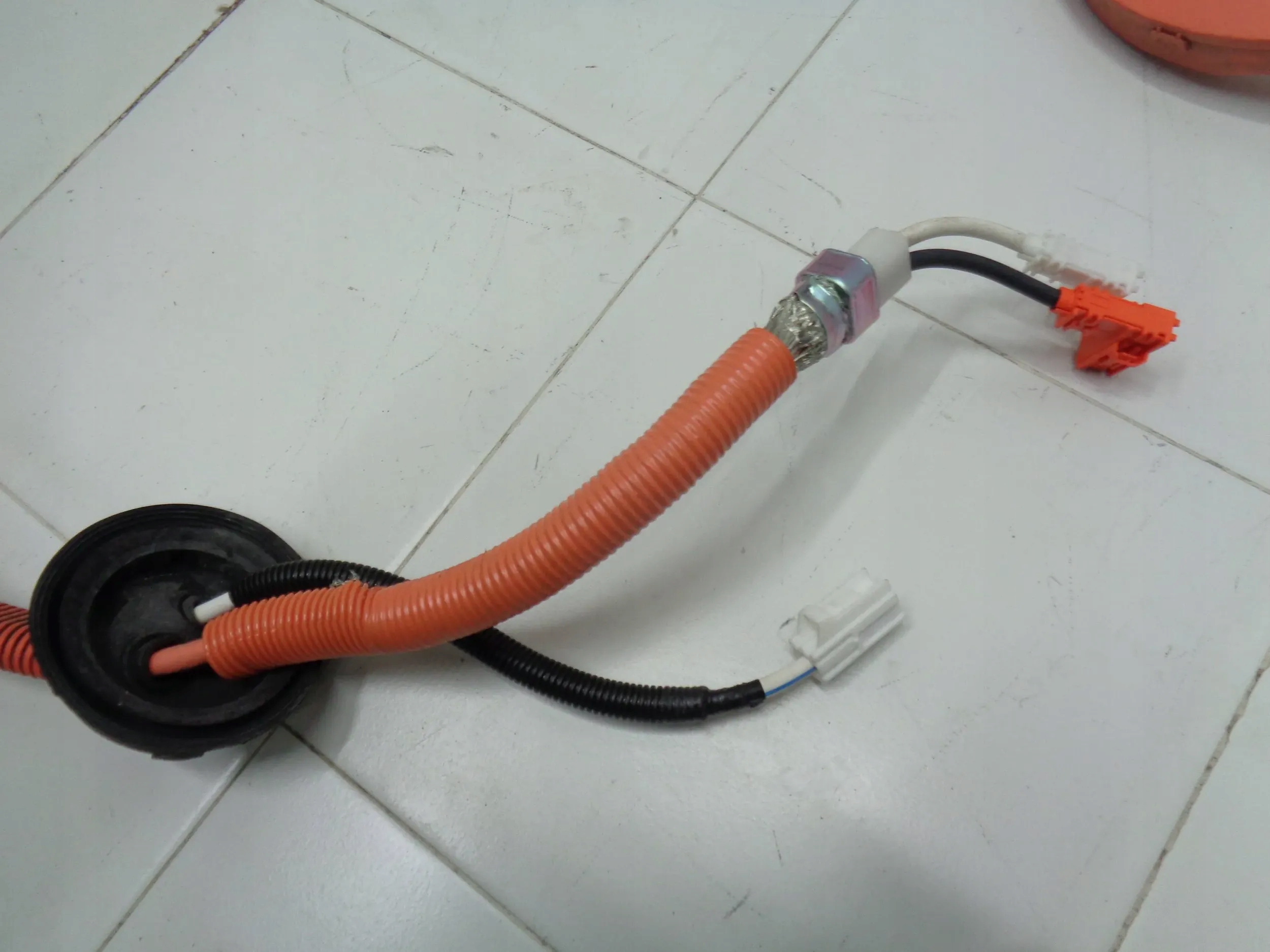 TOYOTA AURIS 1.8 16V HIBRID bundle INTALACJA KABEL 8216402030