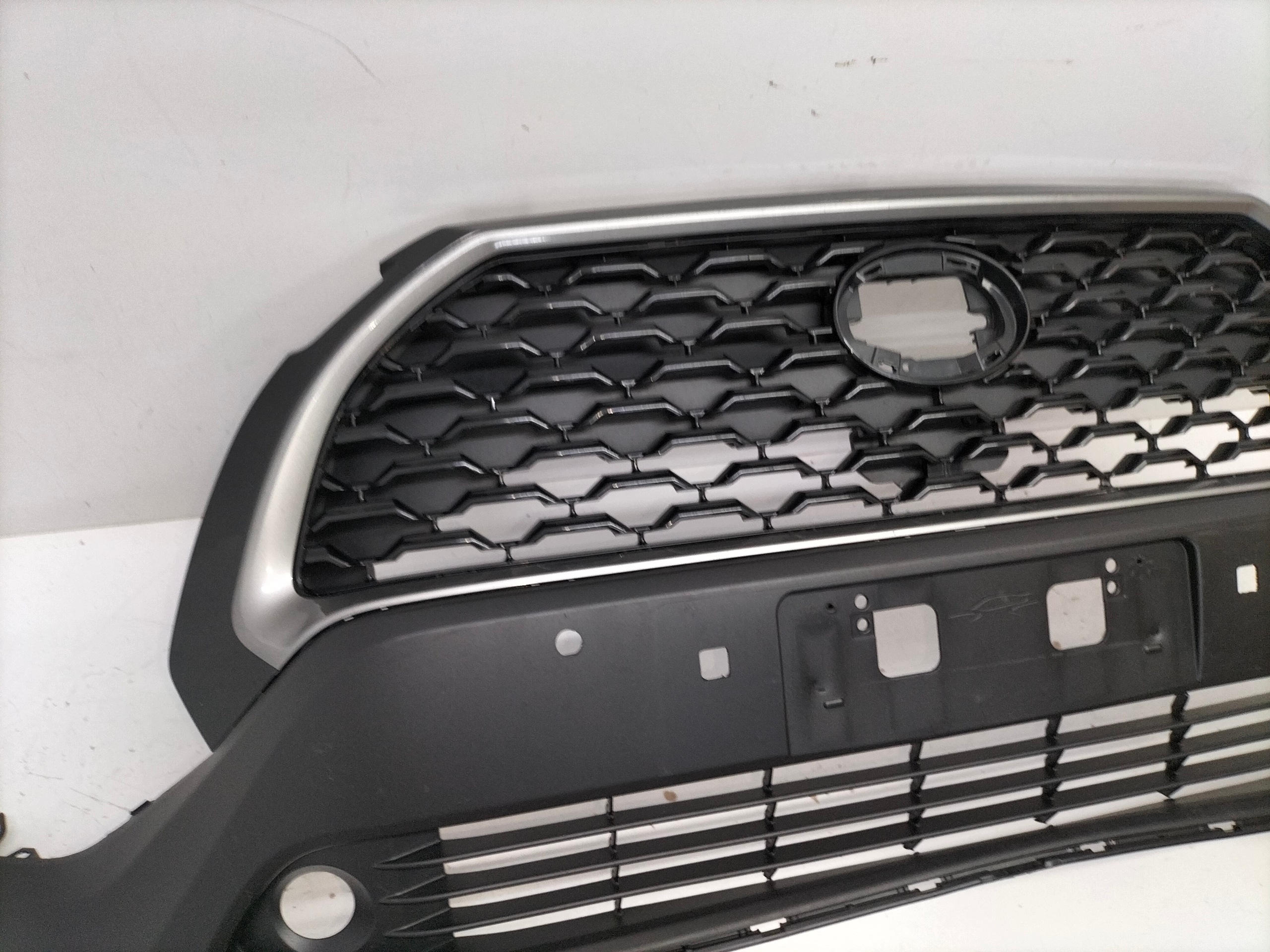 grille grid grill spoiler front TOYOTA COROLLA CROSS 20