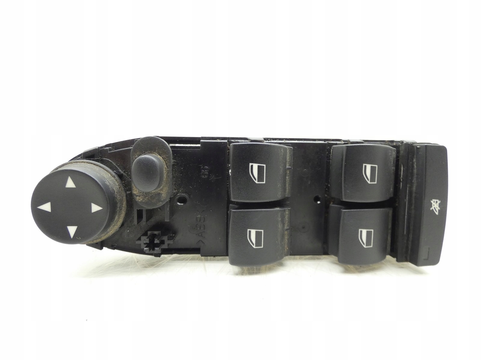 switch button of the window left front front driver´s BMW X1 E84 9216047