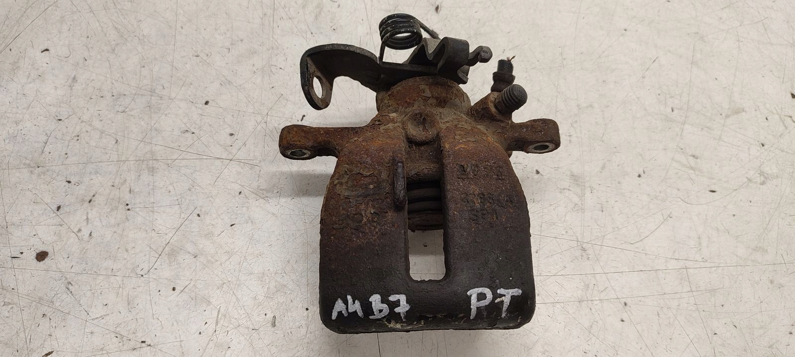 caliper rear part rear right Audi A4 B7 2,7 TDI