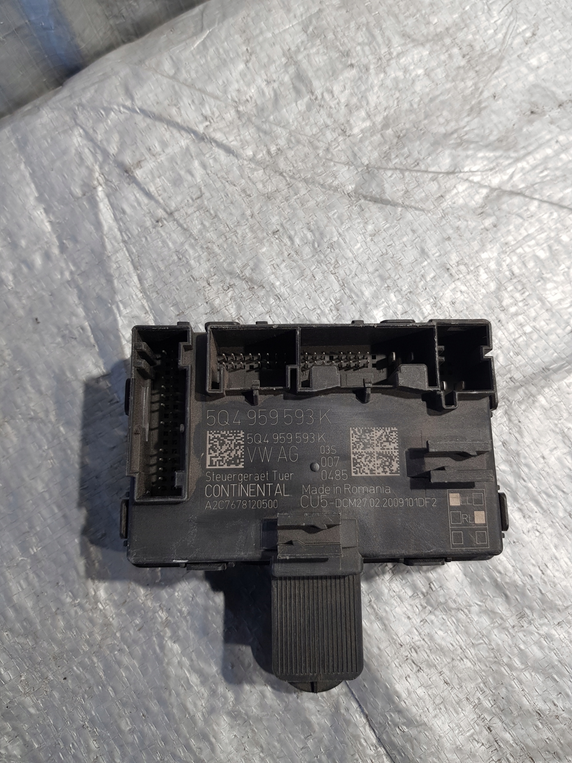 SKODA OCTAVIA III module control unit door 5Q4959593K