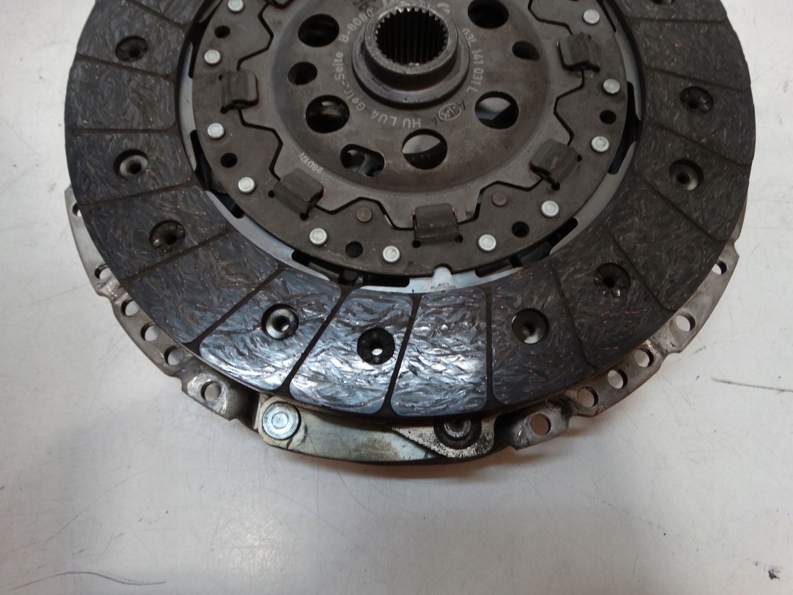 Embrayage de pression Disque T5 T6 2.0 TDI 03L141031L