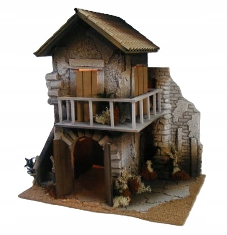 Osvetlený domček s balkónom do betlehemov, pre postavy s výškou 10-12 cm, 35x25x38 cm