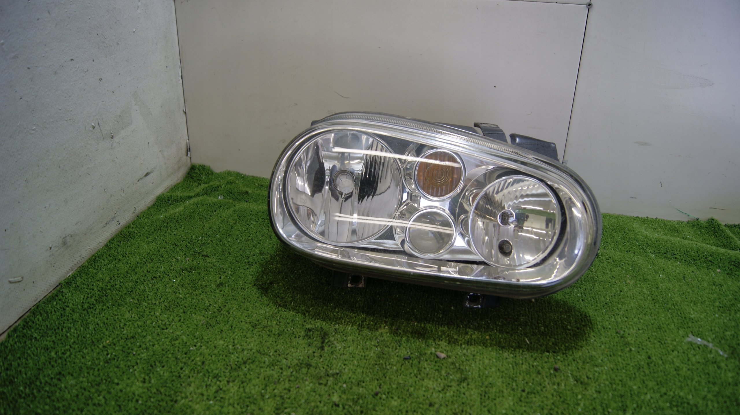 light right front VOLKSWAGEN GOLF 4 1J1941016C VALEO