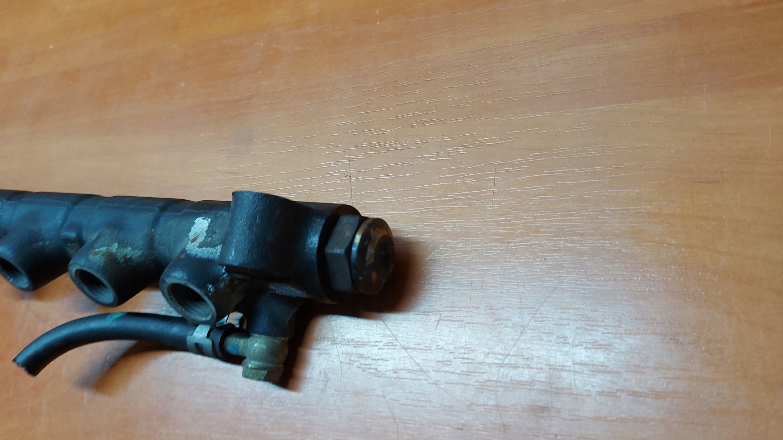 Rampe injection TOYOTA AVENSIS T22 COROLLA E11 2,0 110KM D4D