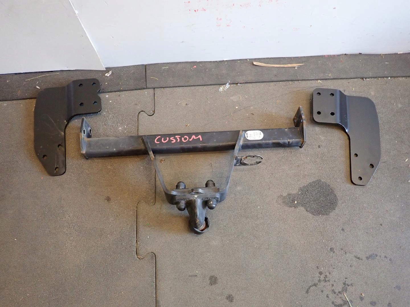 Hak FORD CUSTOM 2013- 66SX-19D520-LV