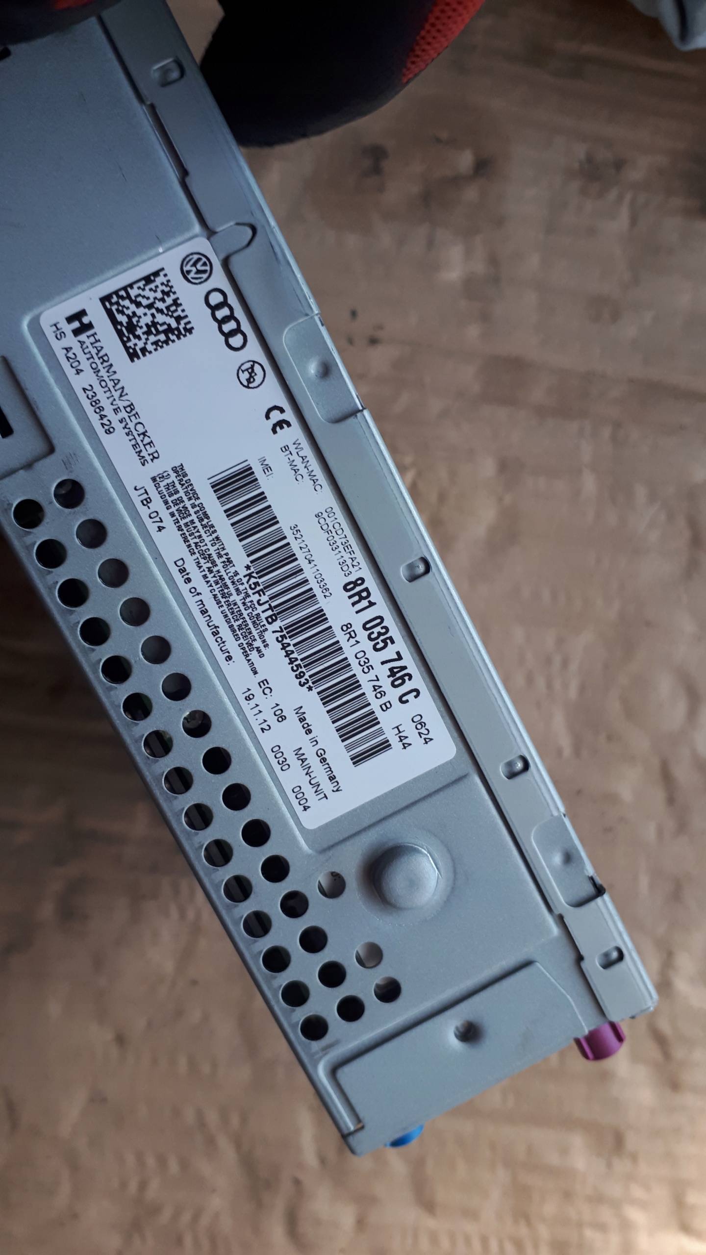 S4 B8 LIFT A4 Navigation MMI 3G + A5 Q5 8R1035746C