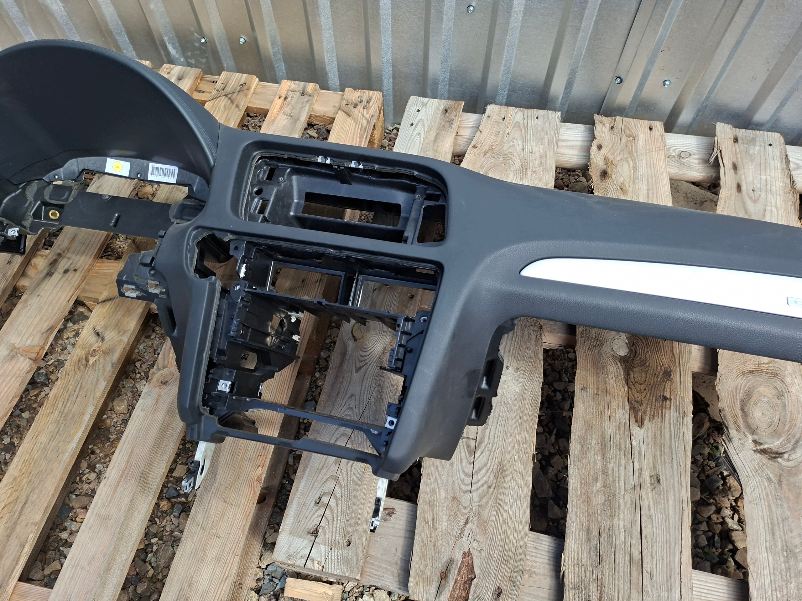 dashboard instrument panel cockpit console audi q5 8r 2011r