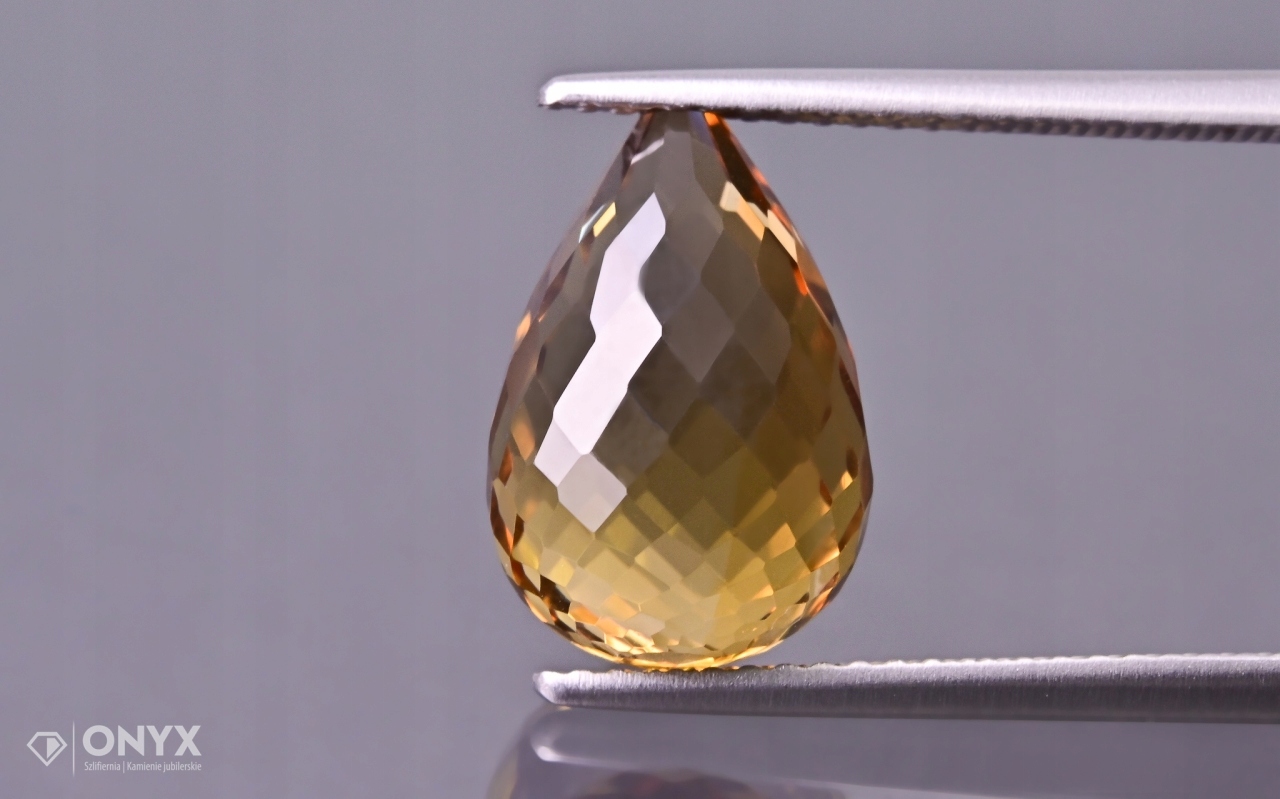 Medový křemen fazetovaný sopel 13x9 mm