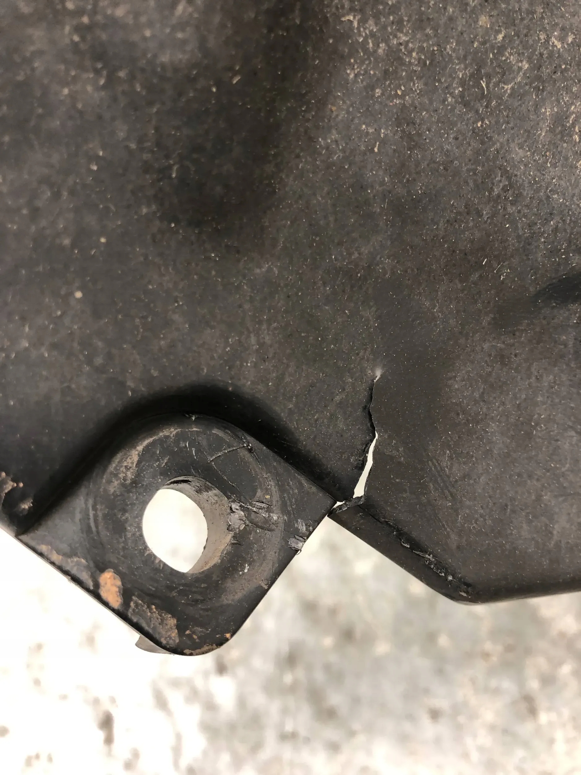 mudguard left front DACIA DOKKER 638411852R