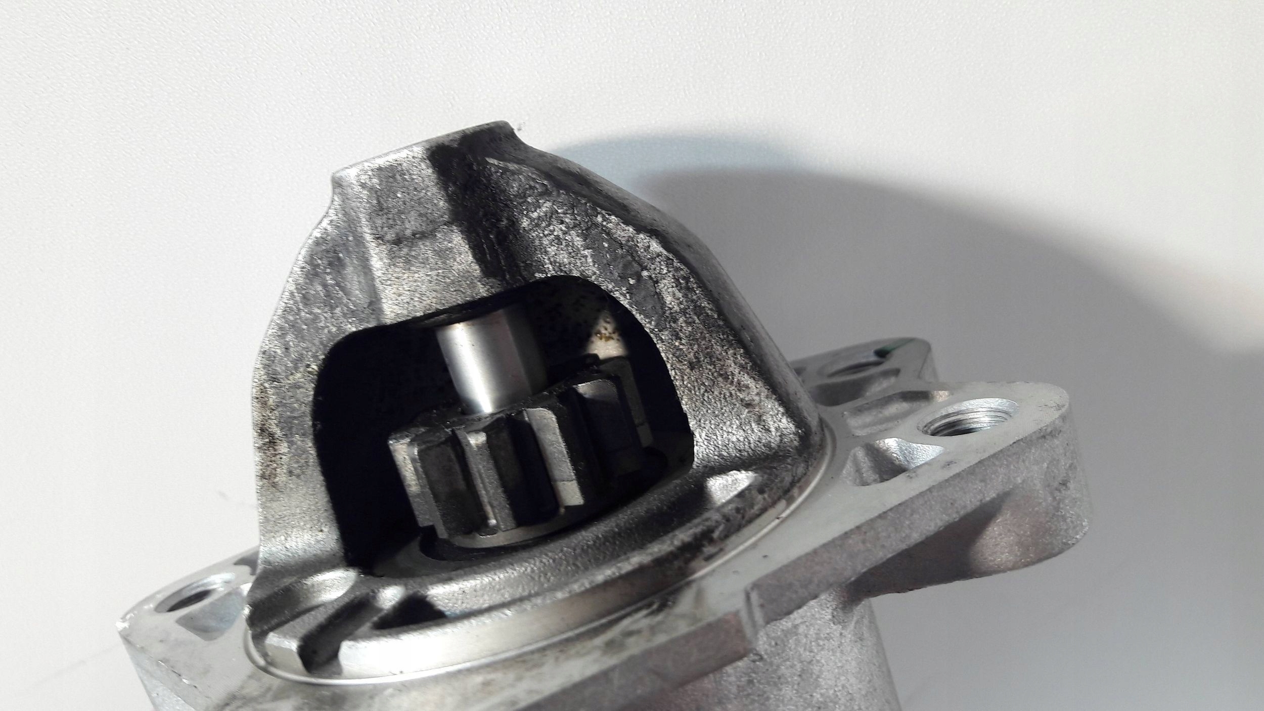Mazda 3 BL 1.6 II starter BENDIX STARTER M000T33371