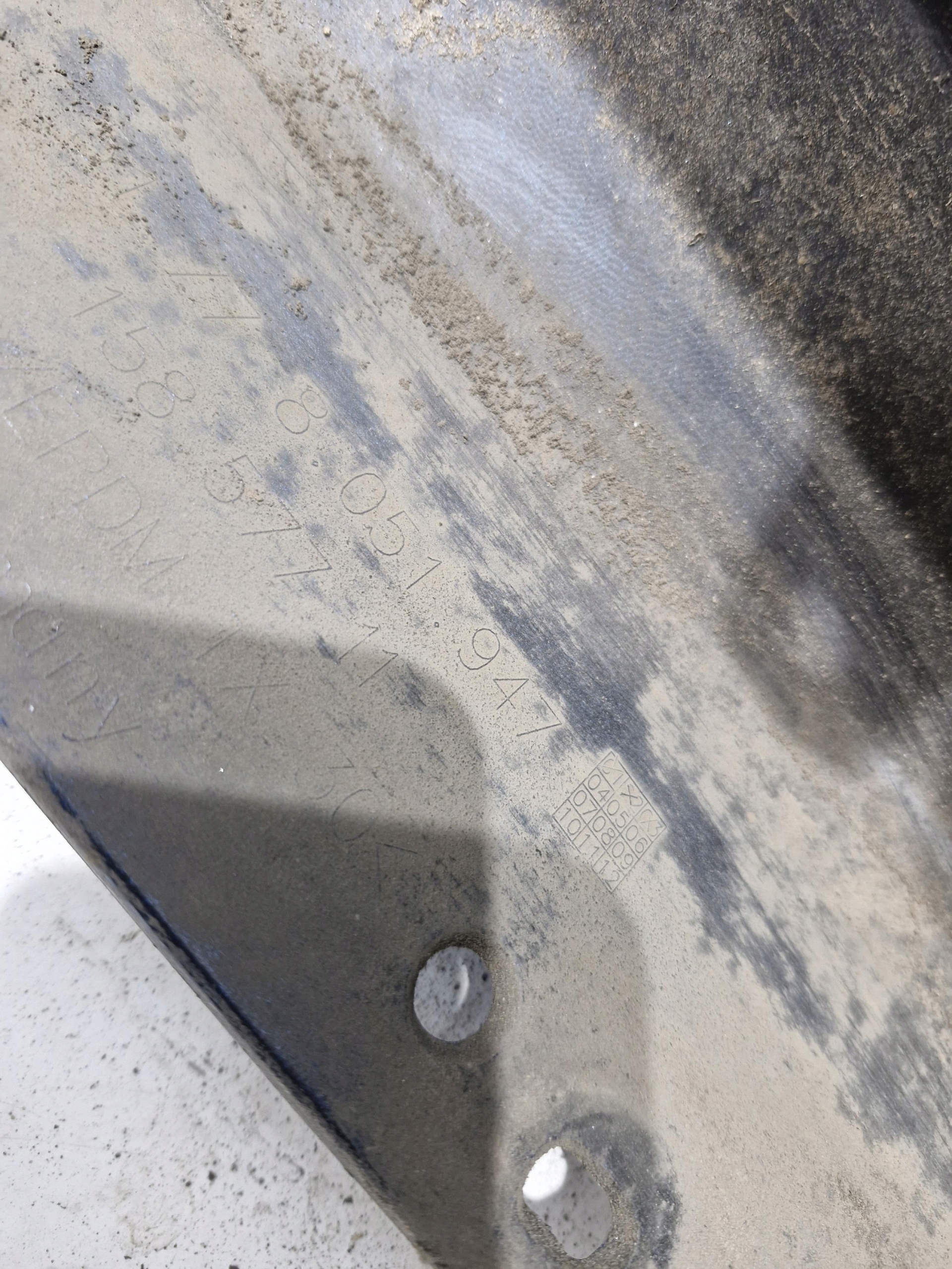 BMW F21 moulding cap threshold left B45