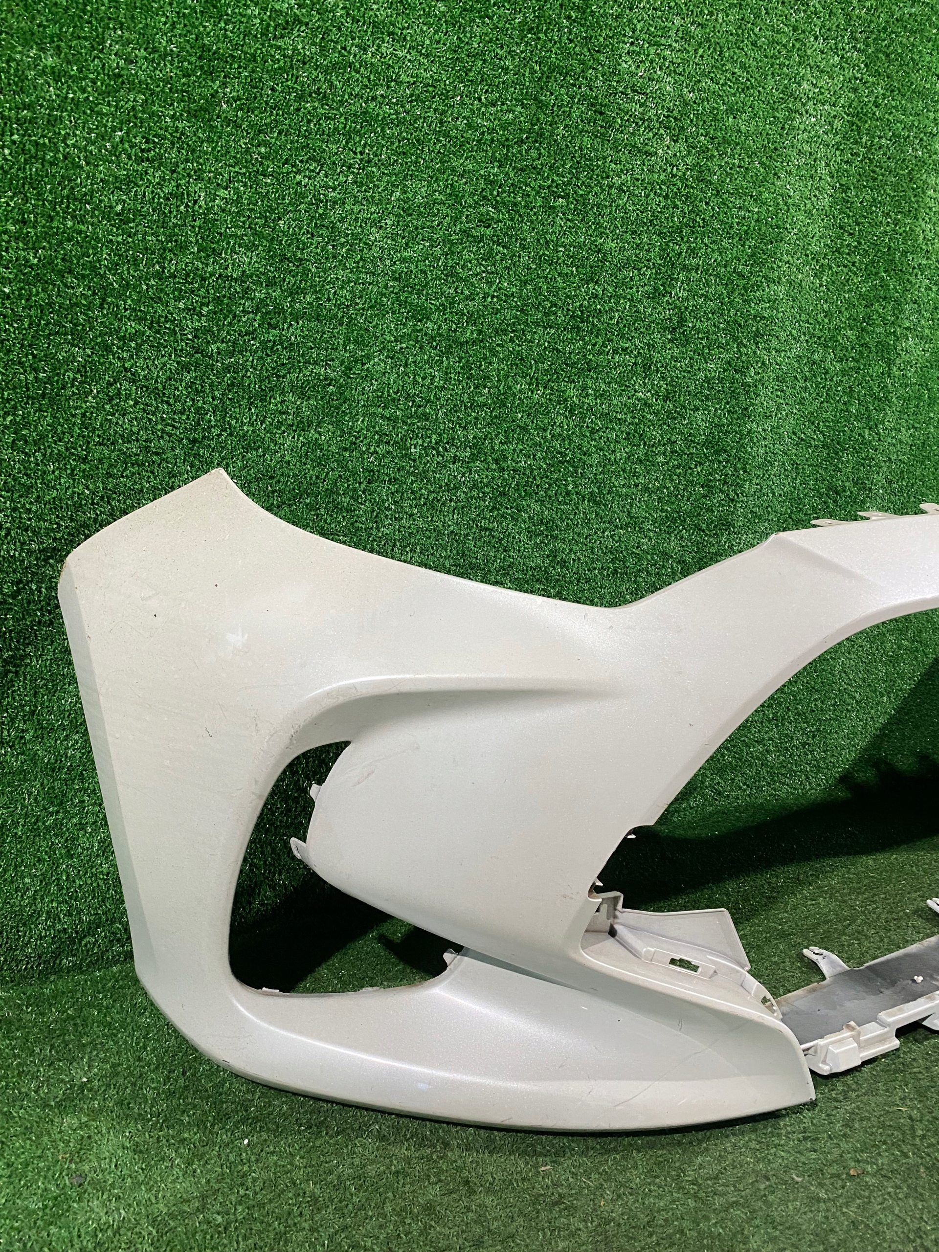 front bumper TOYOTA YARIS IV without PDC