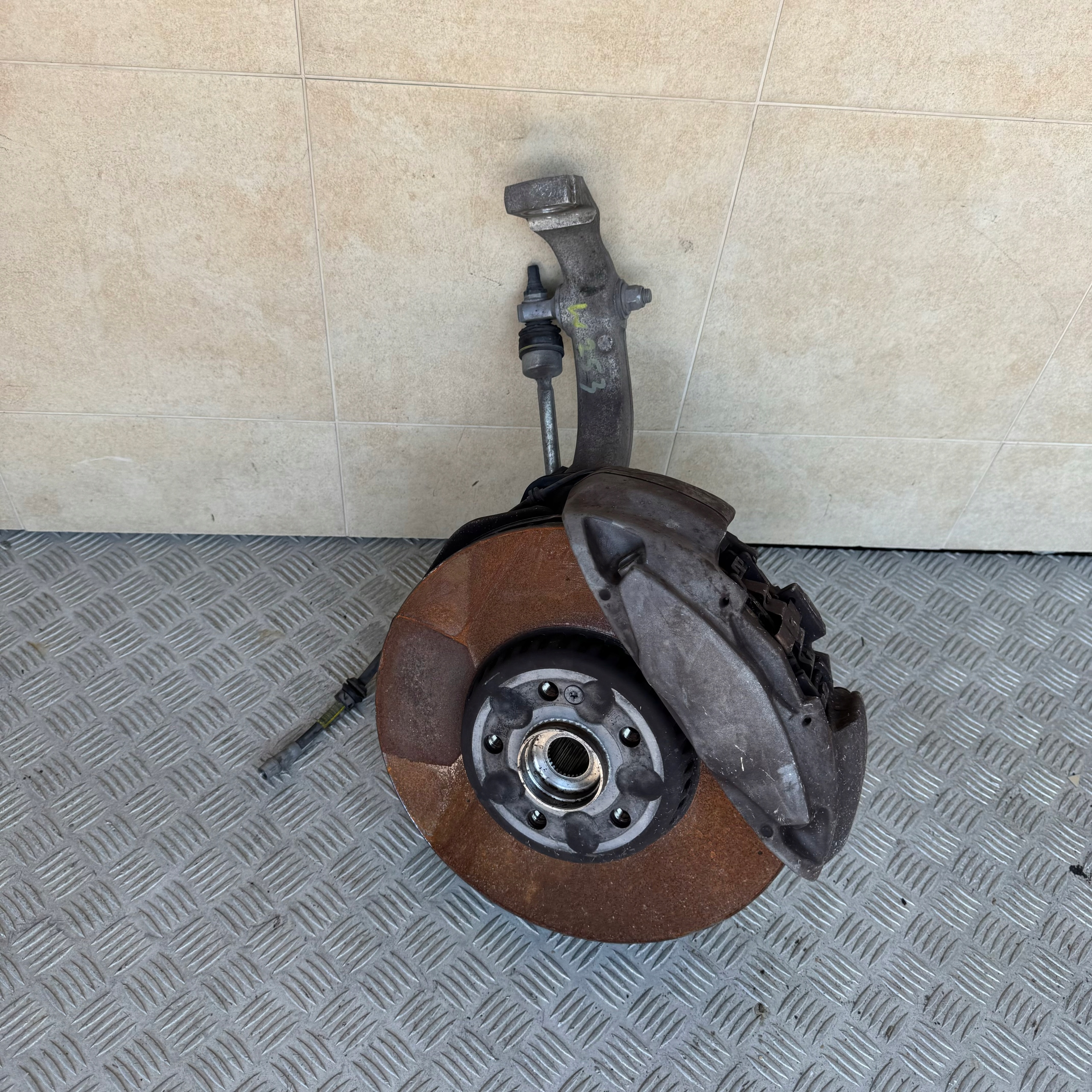 SWING FRONT LEFT MERCEDES GLC W253 2017 ROK 2.2 CDI