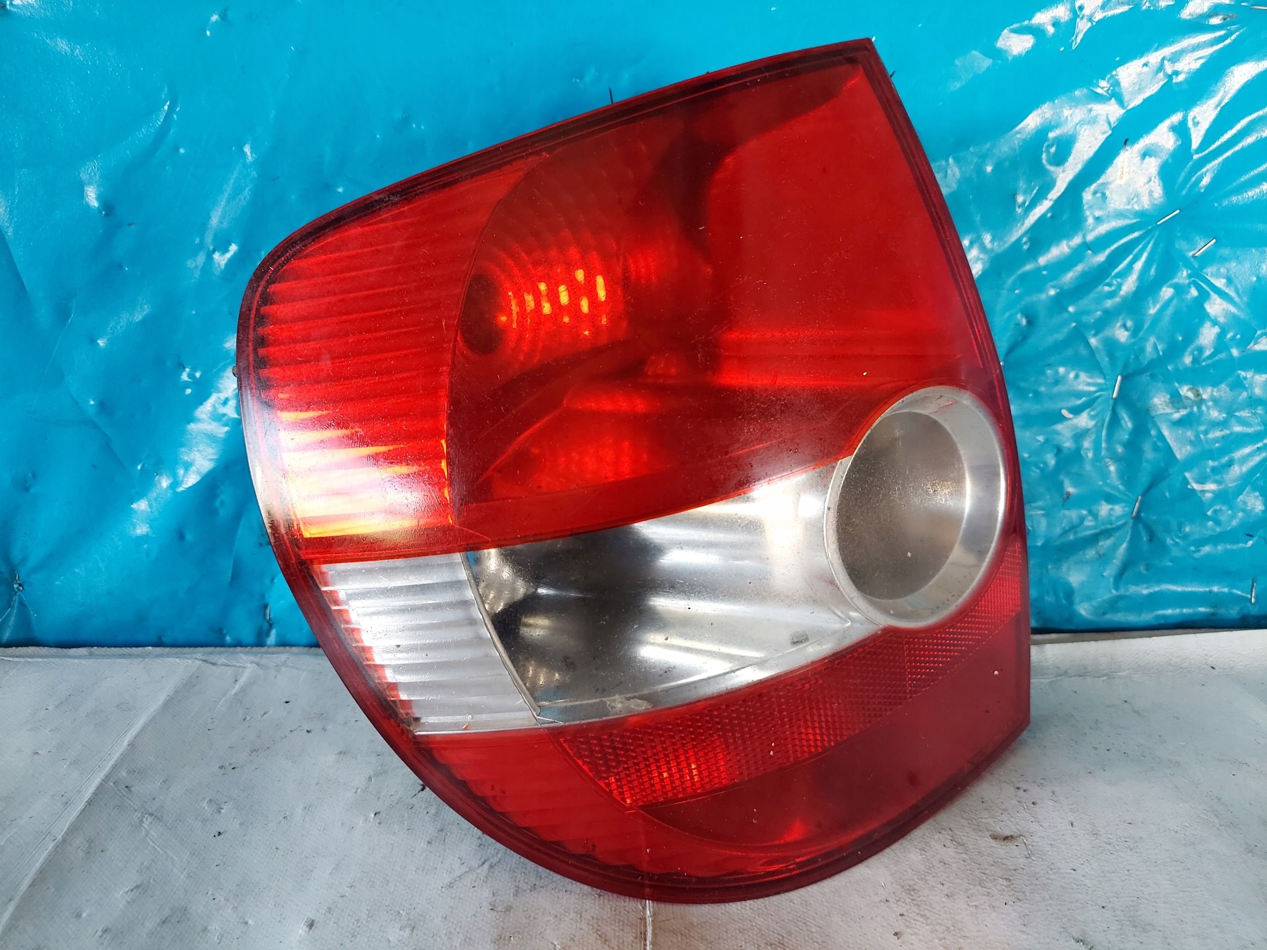 Licht VW FOX 5Z0945111A links heck