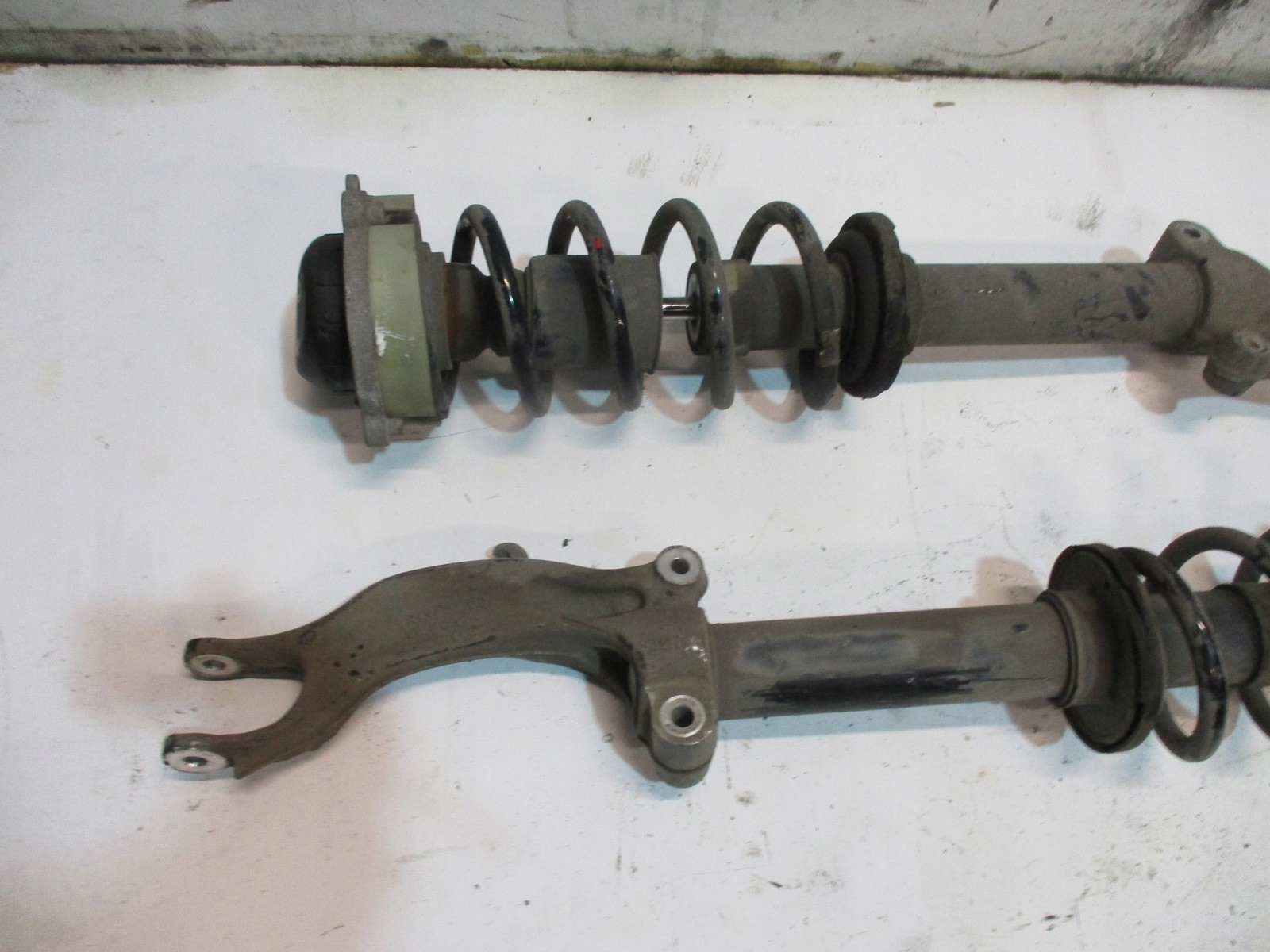 shock absorber Audi A4 8W0 front right