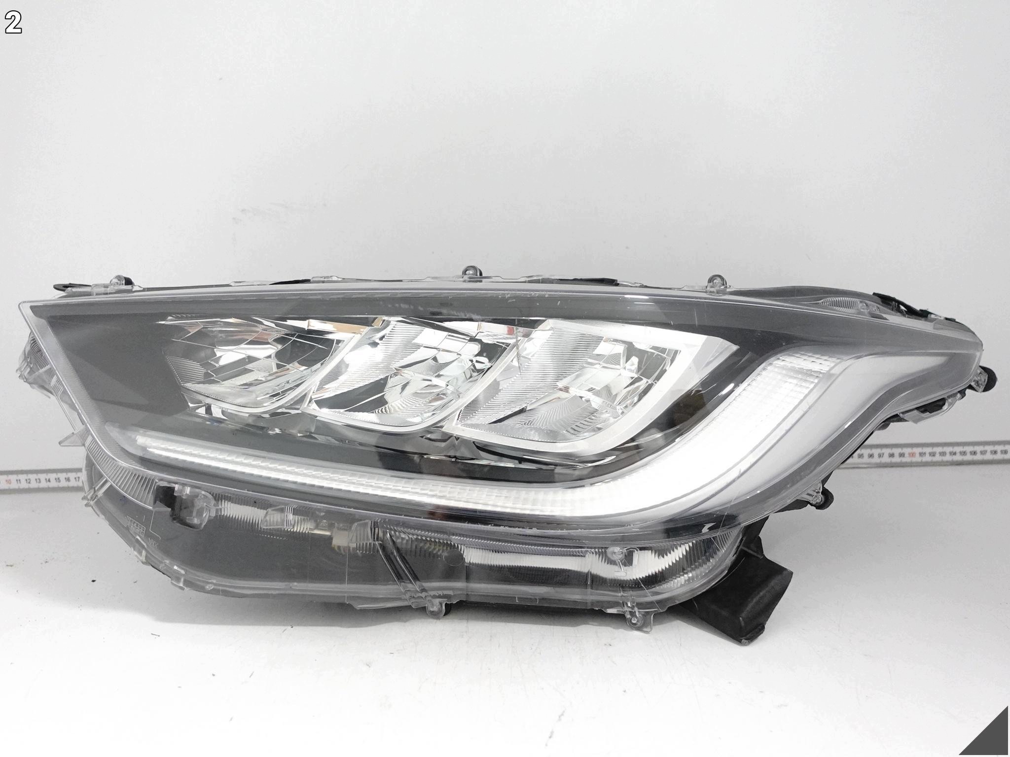 TOYOTA YARIS IV (4 GENERACJA) XP210 GR 20- light FULL LED left front EUROPA