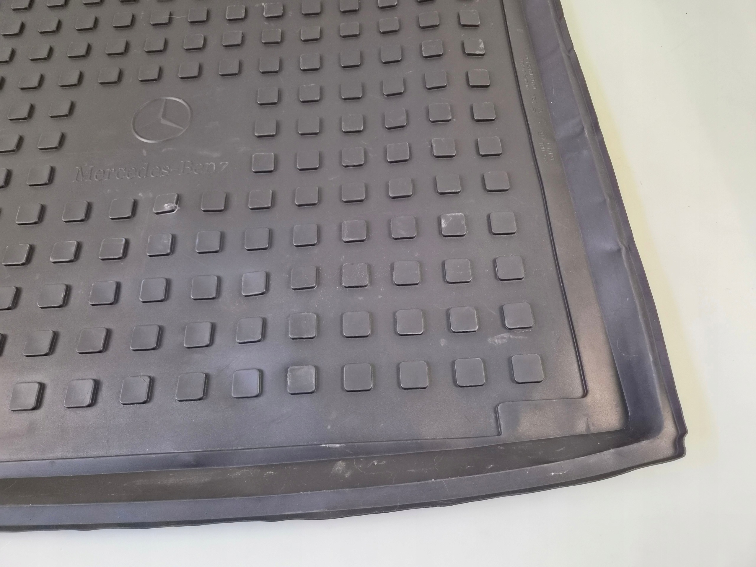 mata rubber mats boot floor MERCEDES GLC X253 W253 original