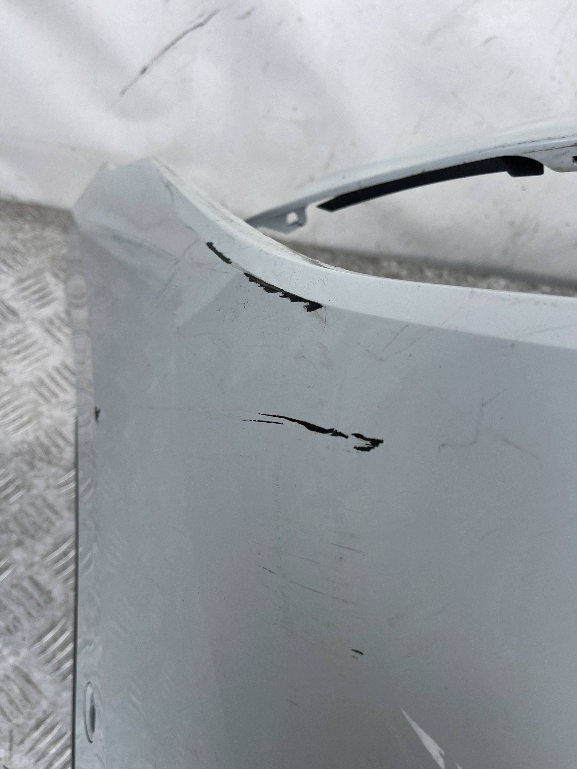 front bumper front VOLKSWAGEN ID.7 14A807221D