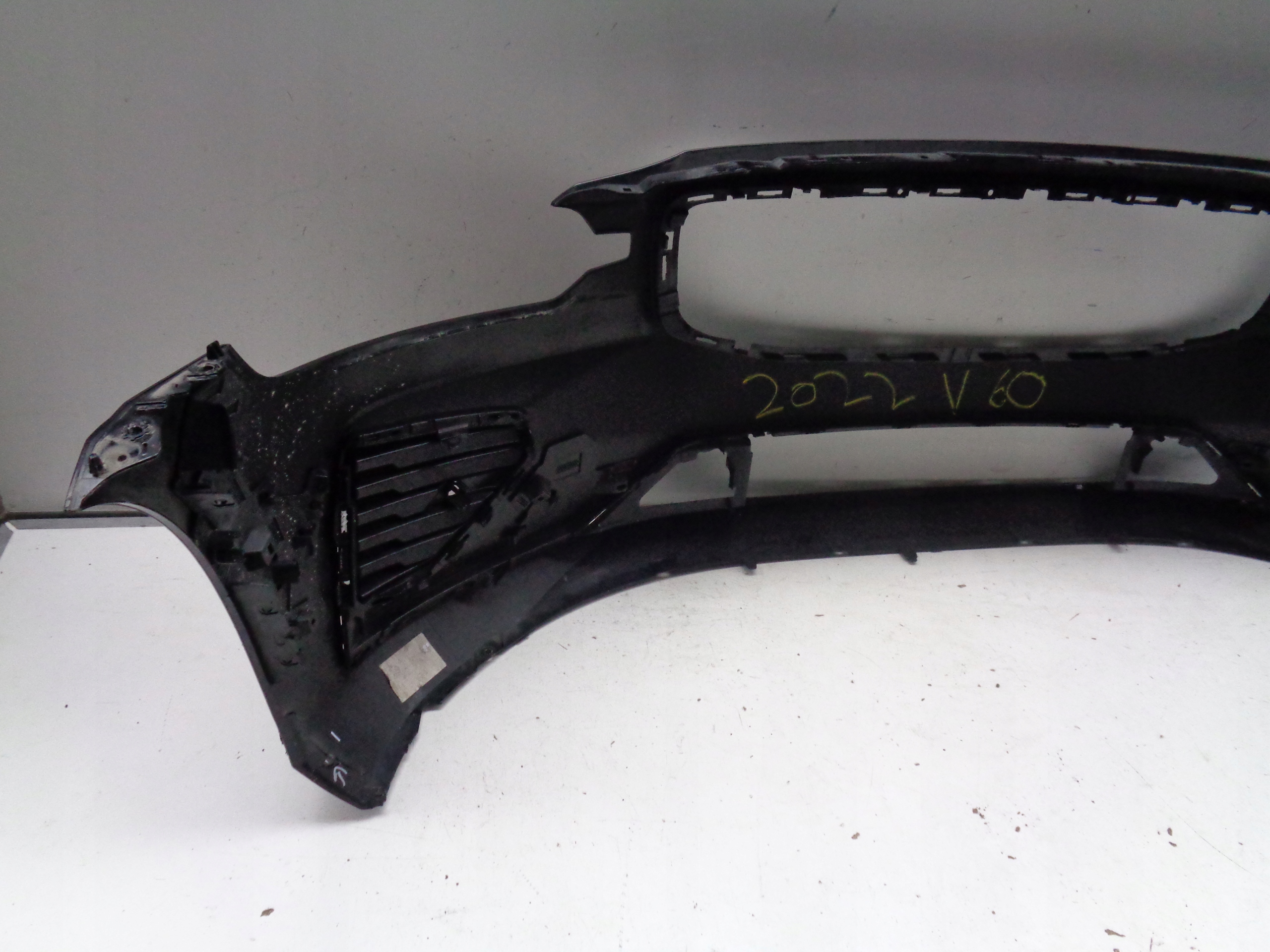 front bumper VOLVO V60 S60 18- R-design 34585