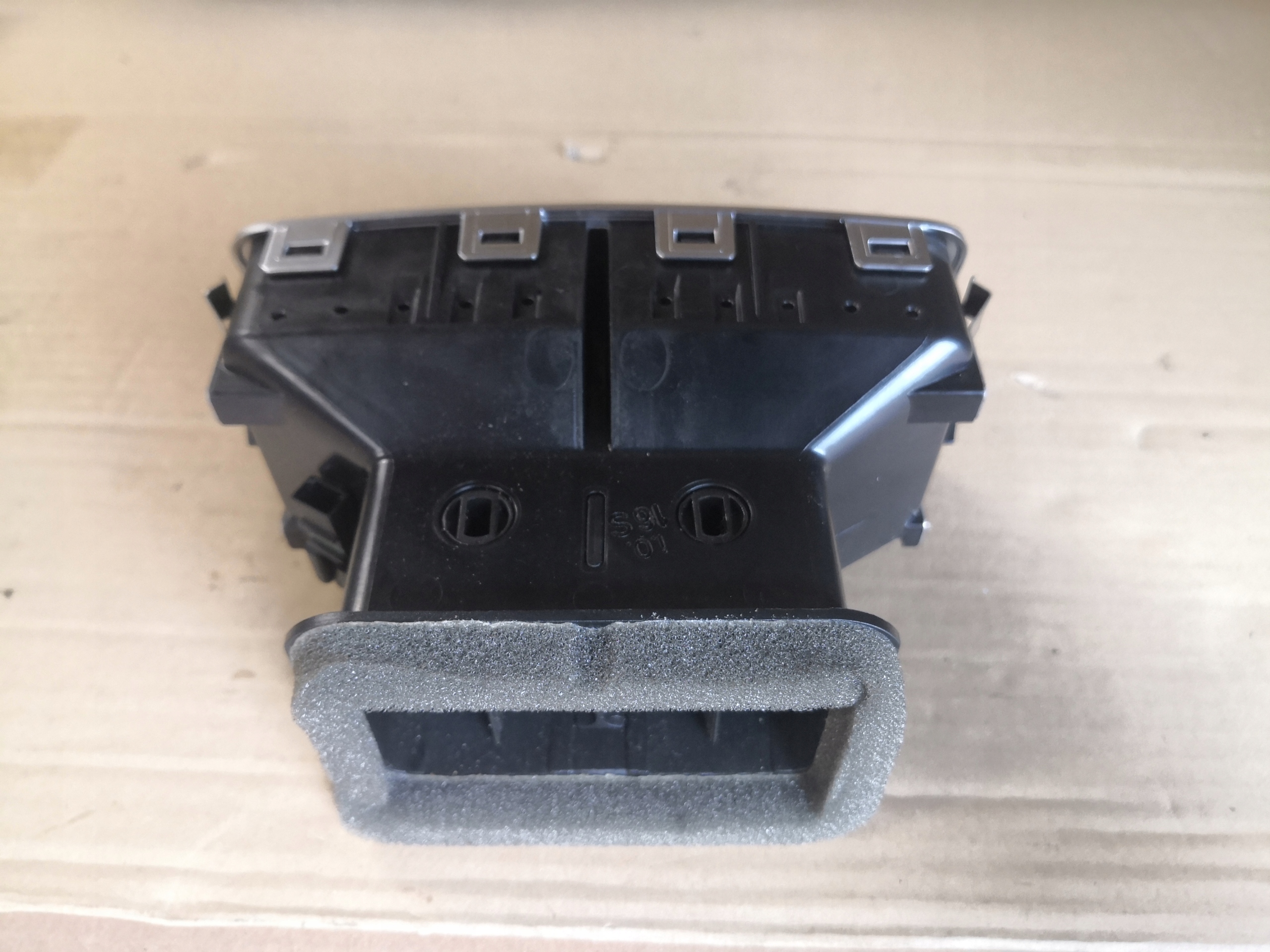 grid air conditioning devices rear part AUDI A6 C6 LIFT 4F0819203C