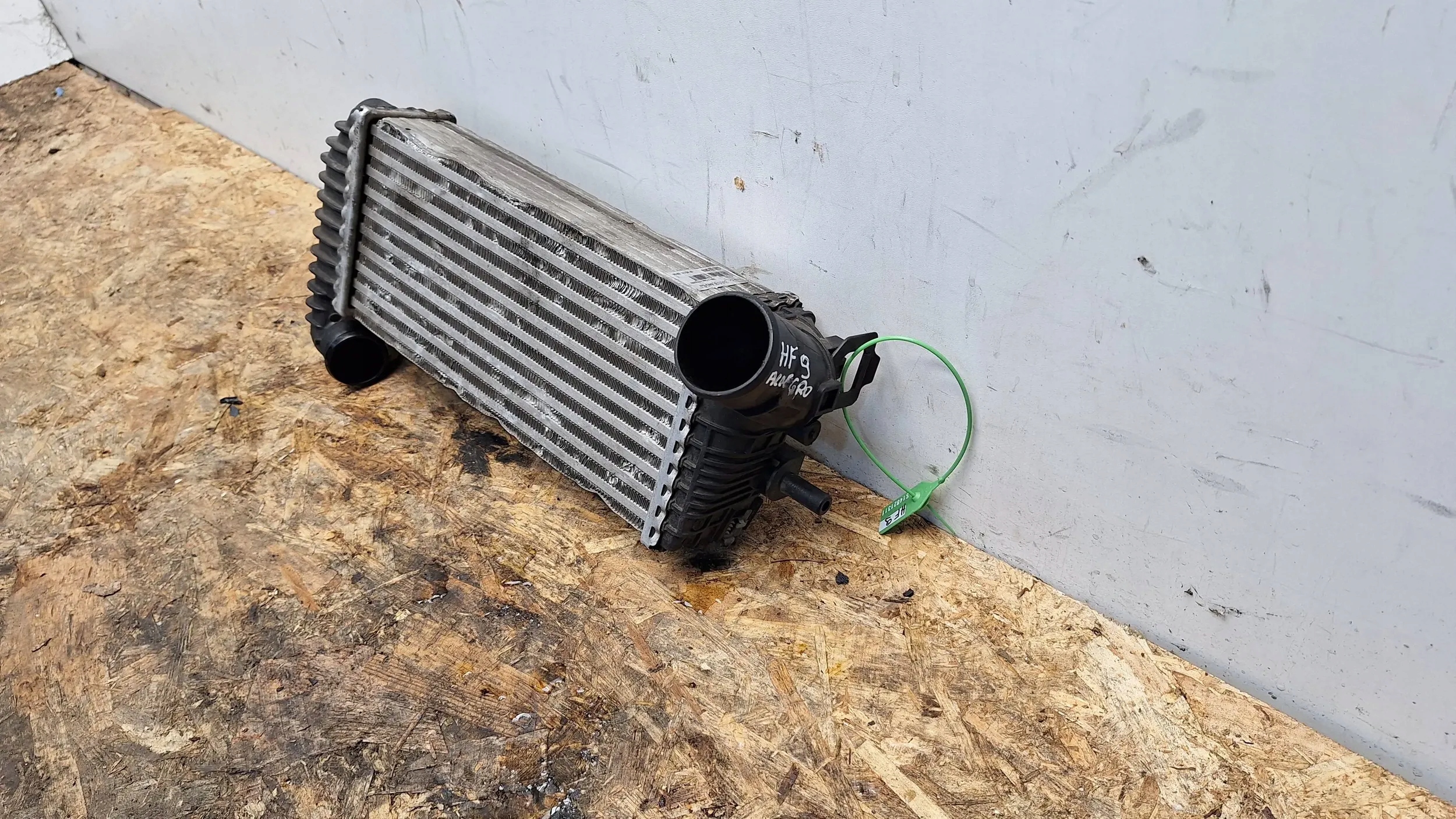 KÜHLER LUFT INTERCOOLER BV61-9L440-CJ FOCUS MK3 CONNECT MK2 1.6TDCI