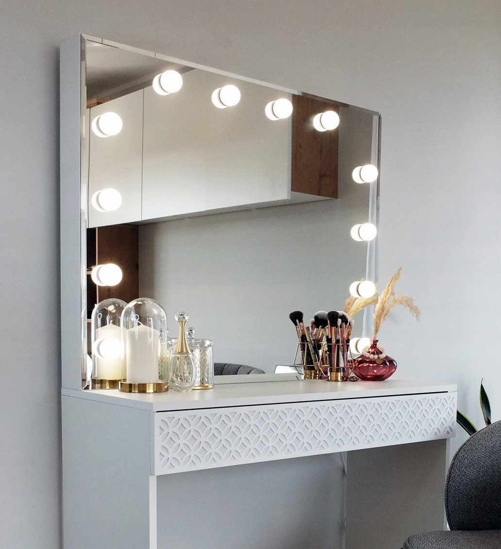 TOALETKA DO MAKIJAŻU WIZAŻU Z OŚWIETLENIEM LUSTRO Liczba szuflad 4