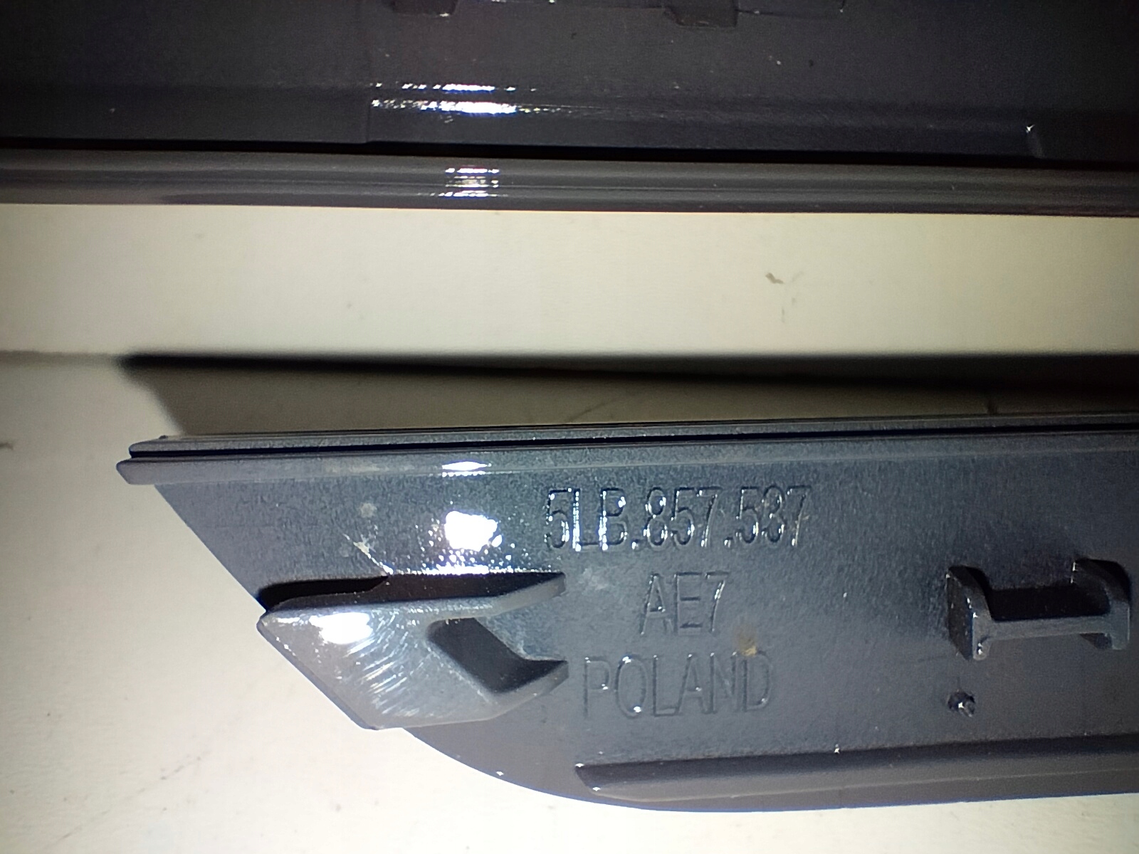 cover cap mirrors left SKODA ENYAQ 21