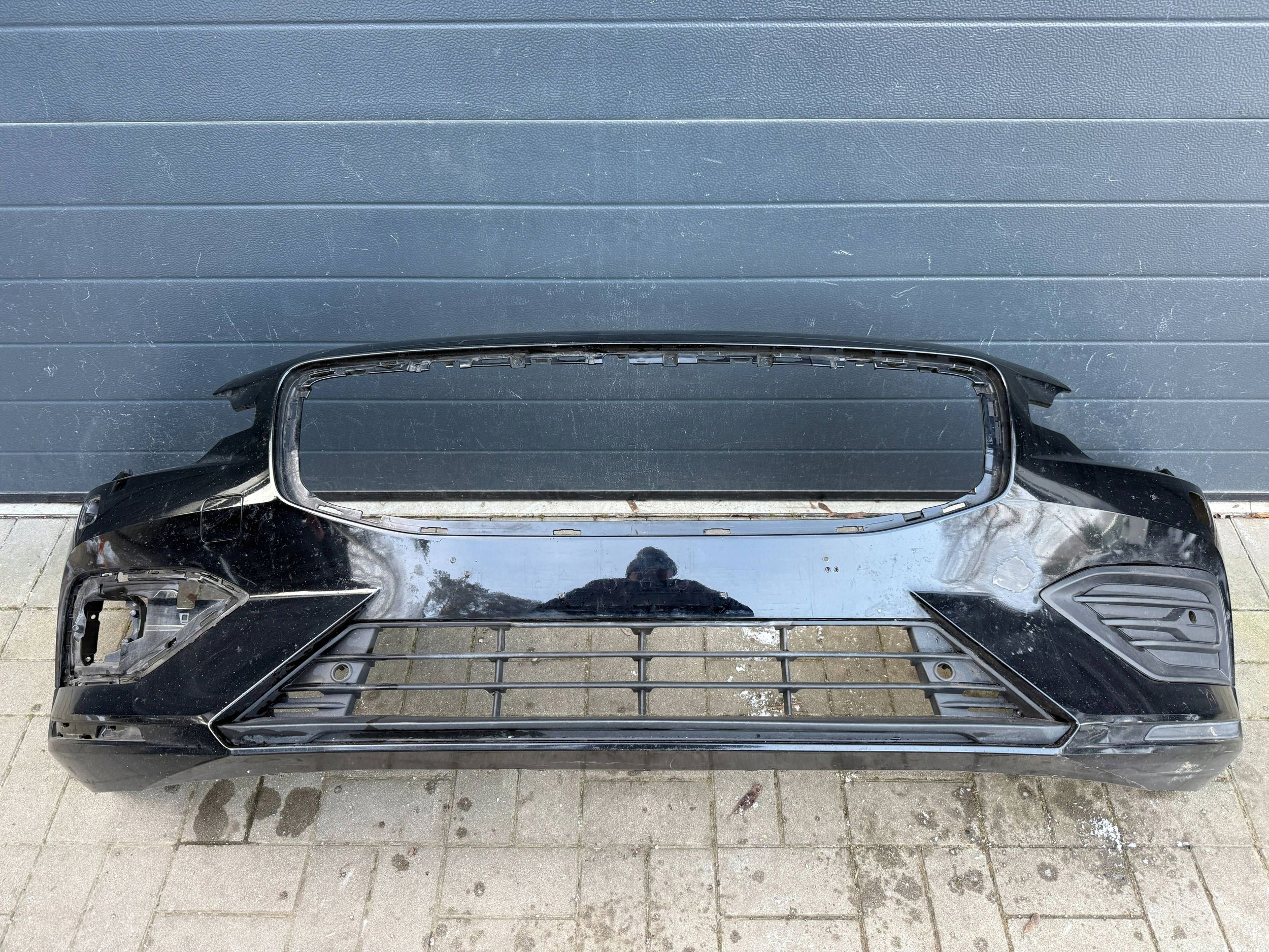 Volvo S60 18- nárazník predok predný