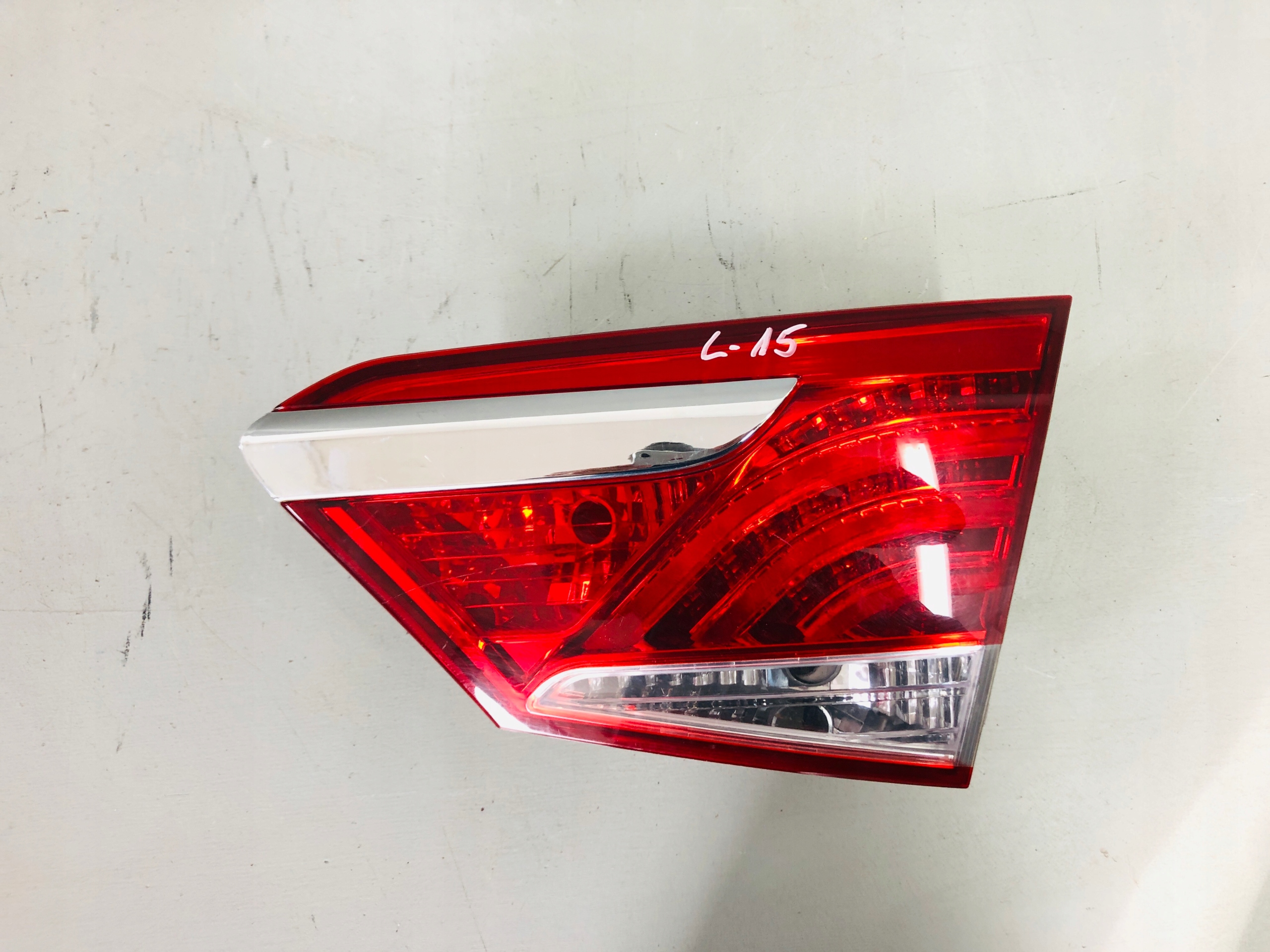 ЗАДНЯЯ ФАРА HYUNDAI i40 УНИВЕРСАЛ 92404-3z000