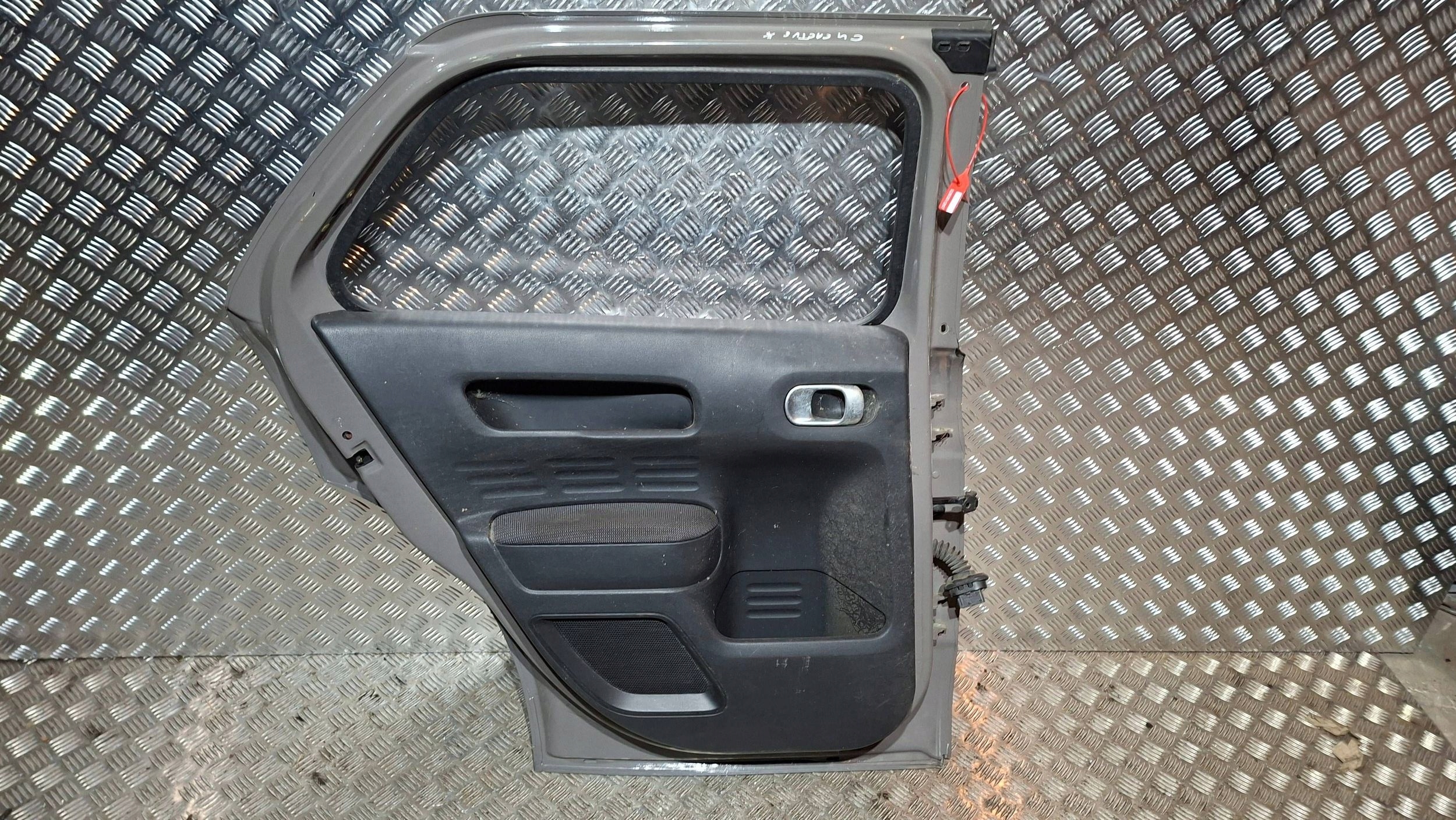 door rear part left CITROEN C4 CACTUS 2014