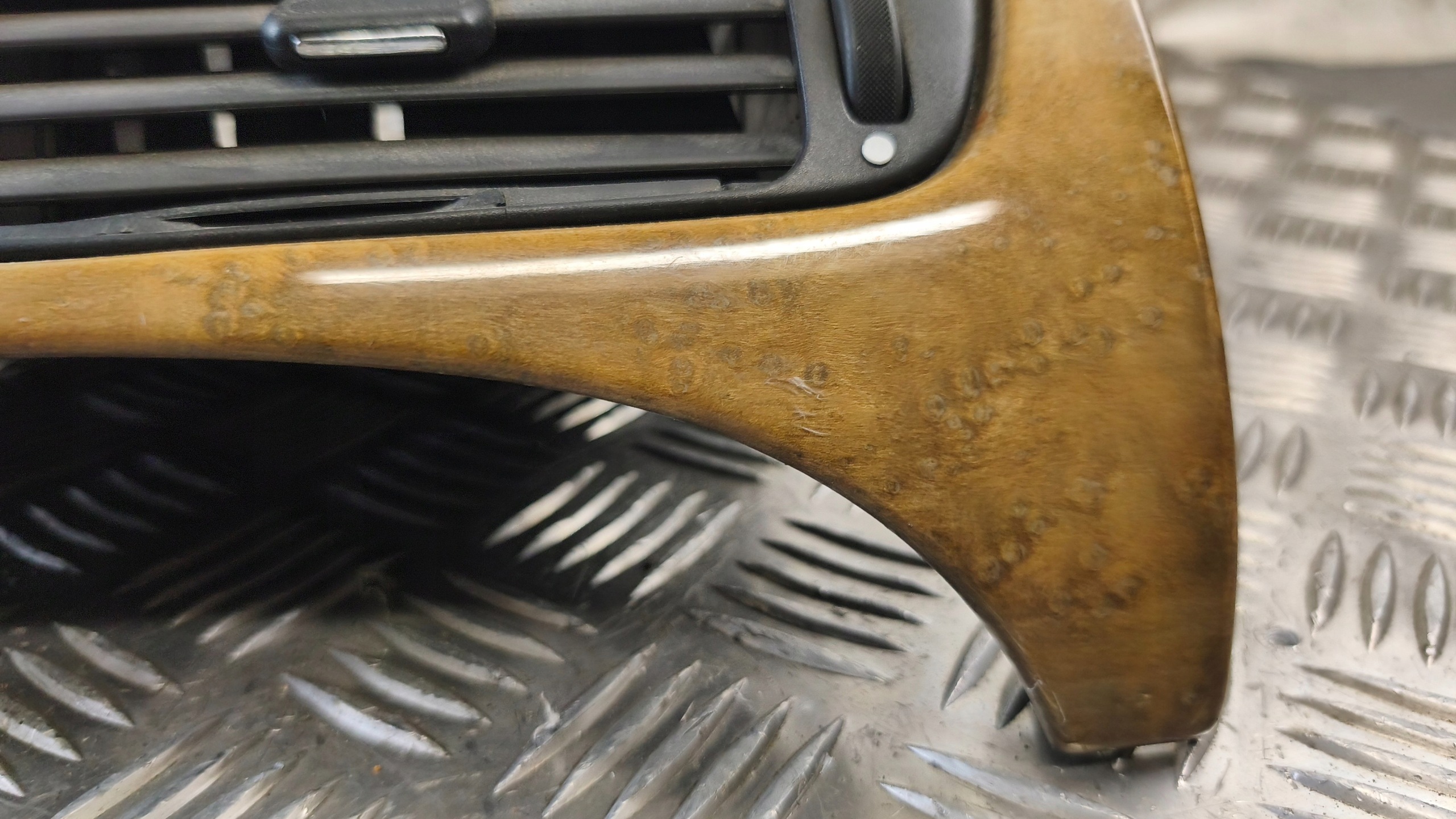 Châssis DEKOR Console JAGUAR X-TYPE 2002r 1X43F045H48AK