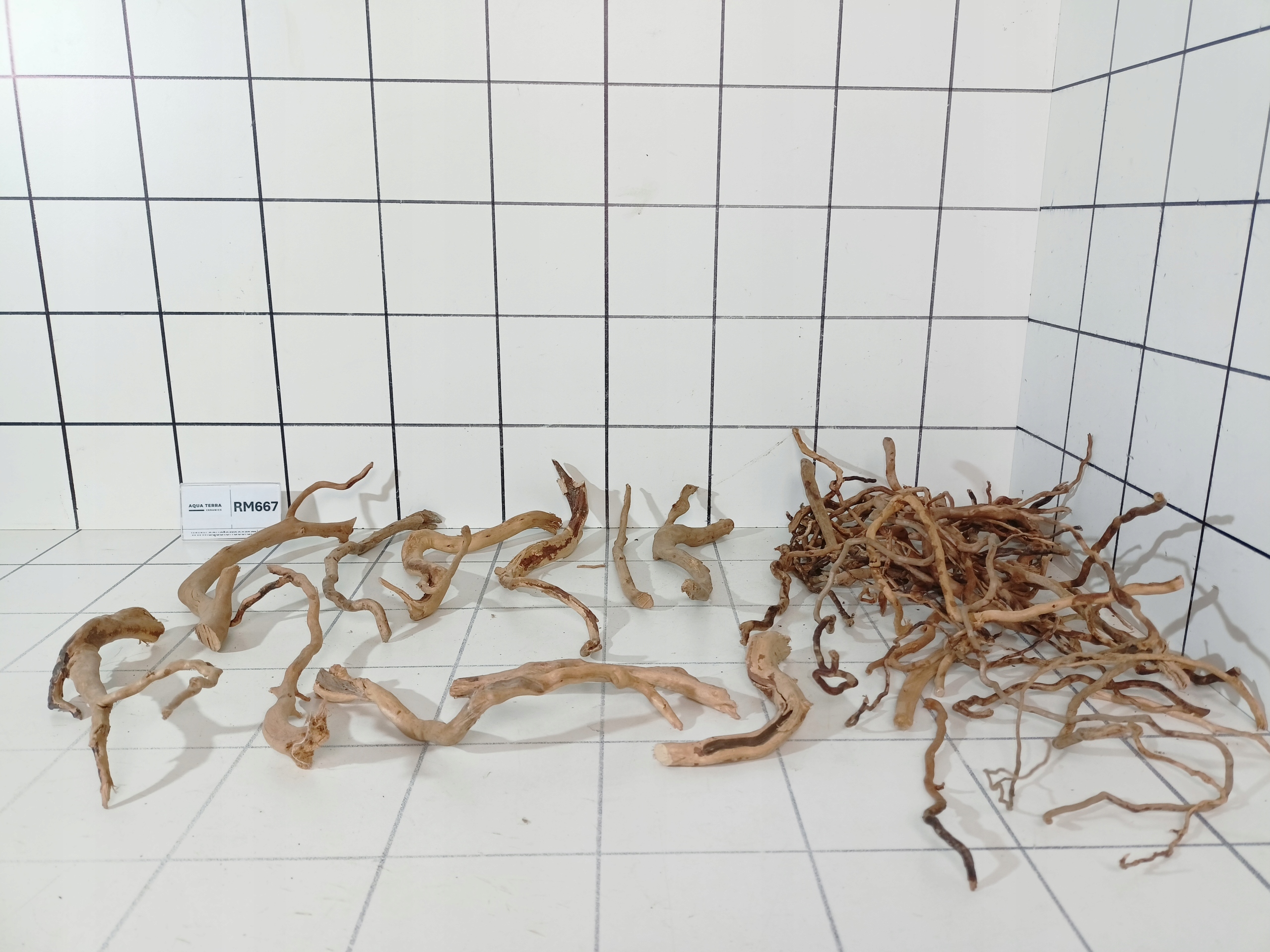 Korzeń Gałązki Red Moor RM667 Dekoracja 500G Zestaw Do Akwarium Terrarium