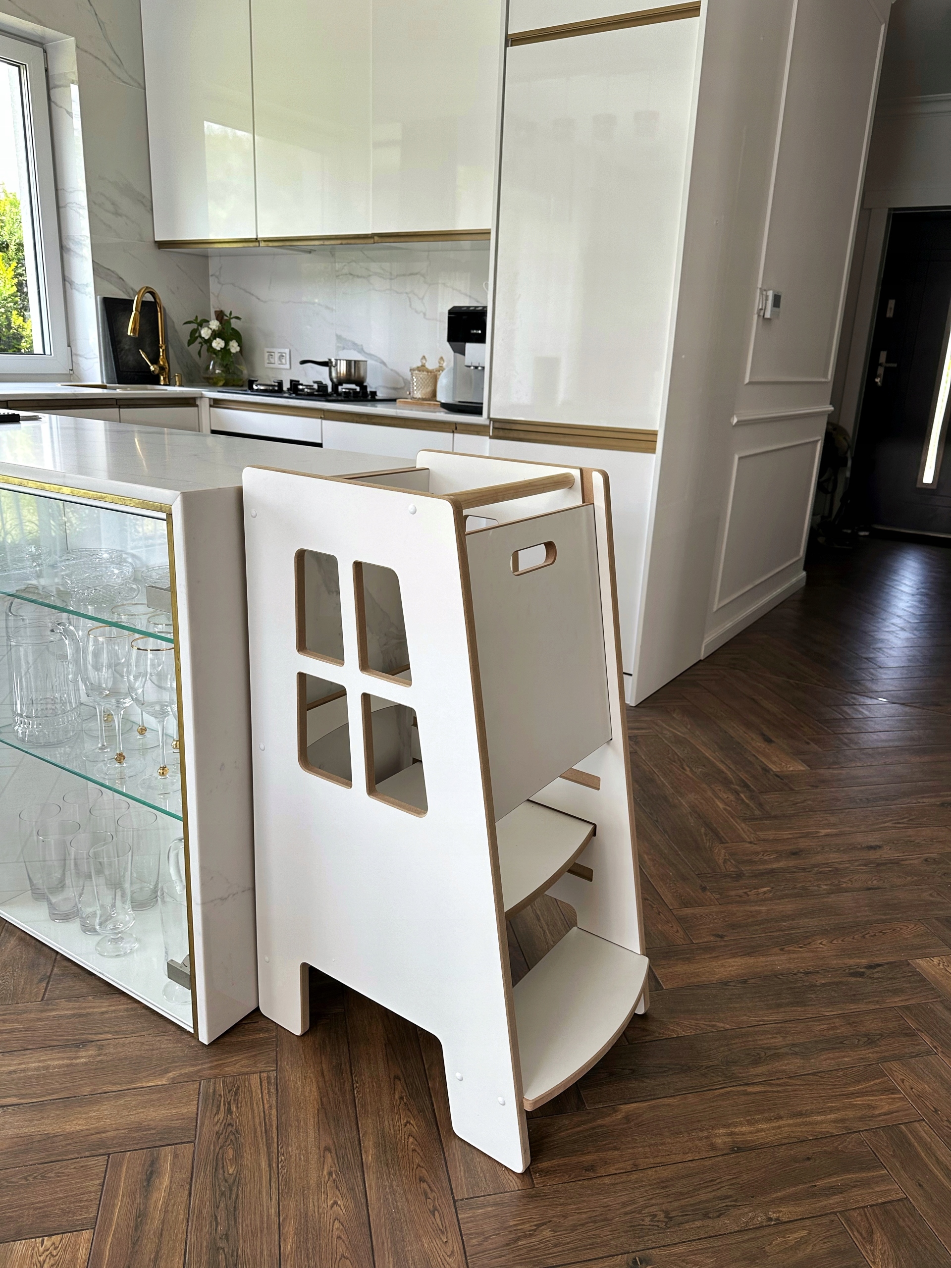 Pomocnik Kuchenny Kitchen Helper Solidny Podest Biały MDF Tuptiwood Marka inna